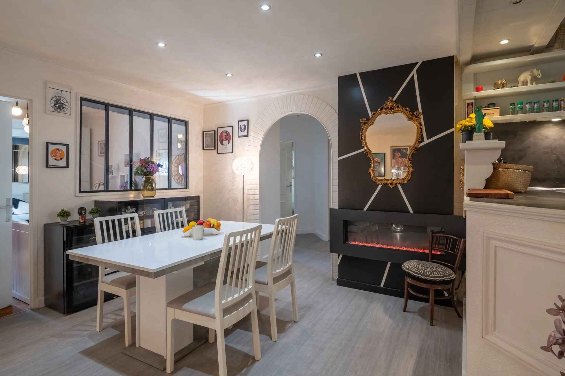 167b1d90ba662cf0031d4f52af4996d8 9d9d409bd5 1920 original - Attribut alt par défaut.