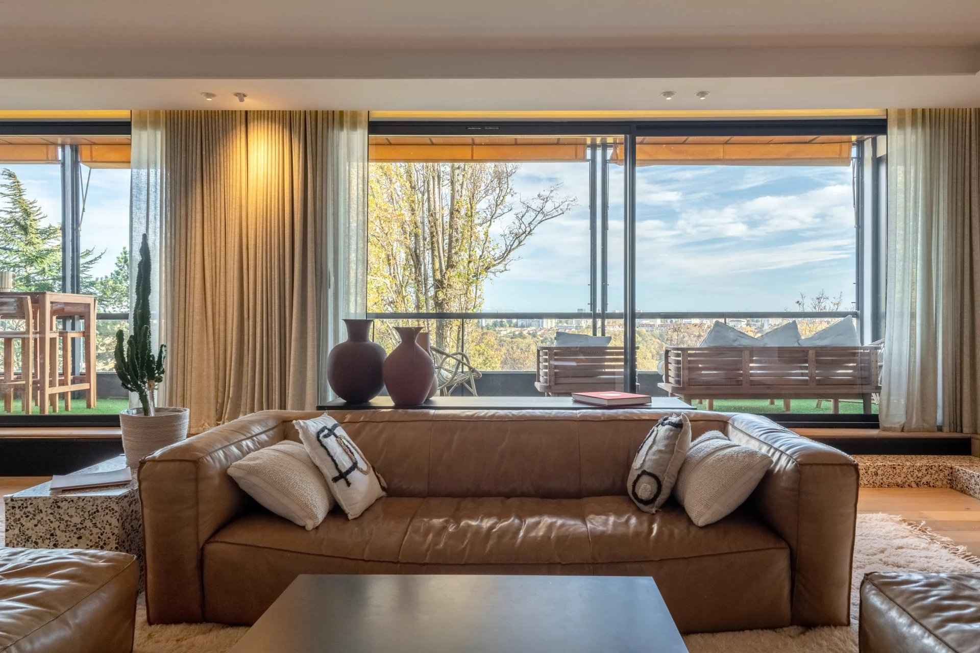 D5e7ea3d80226bb7f198926cf28a76f4 1321bc4c0b 1920 original - Translation missing: en.helpers.application.image_tag.default_alt