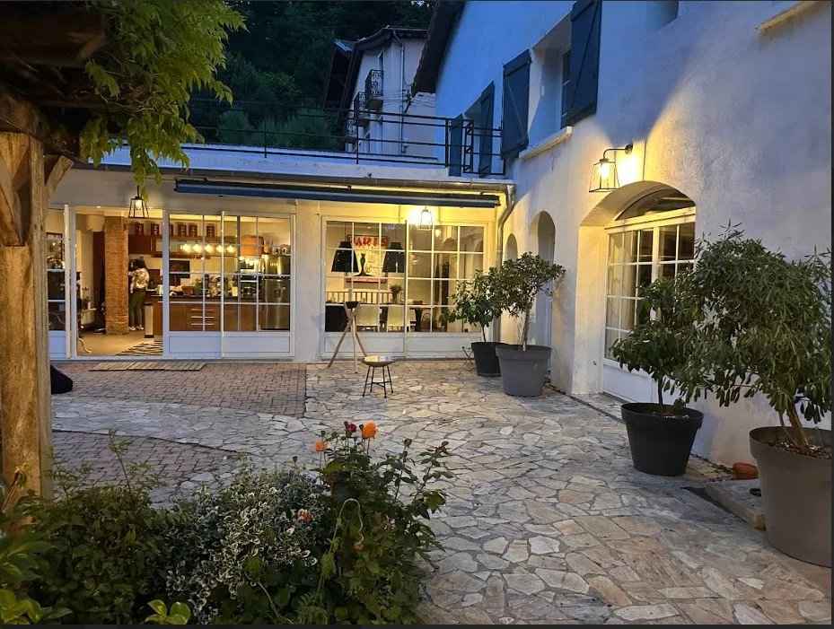 A6039c360513f46661708ccf0fd967e9 c022e0020f 929 original - Attribut alt par défaut.