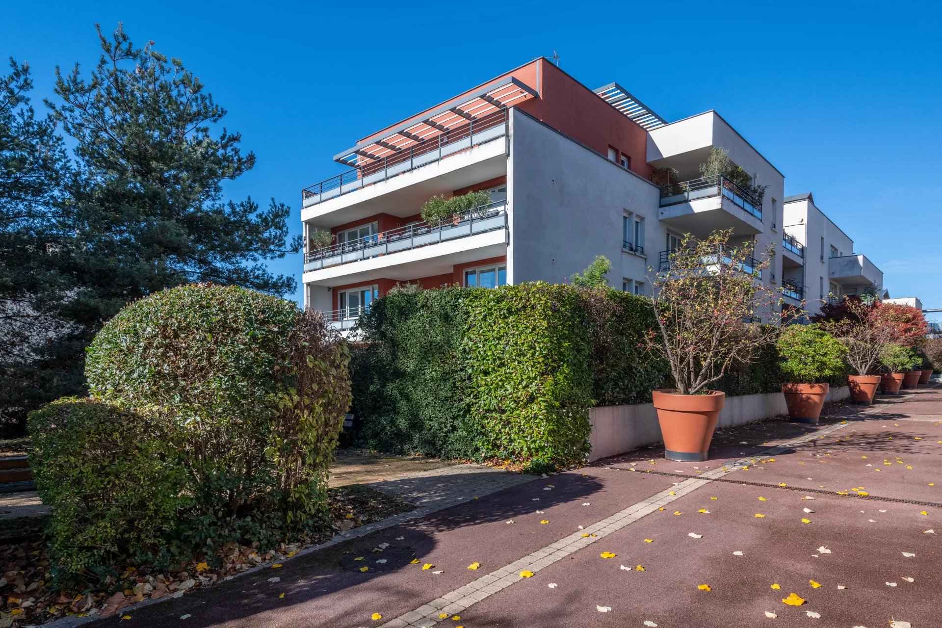 8ef93c16903e0f35818bbb4cb67f04cf 8b27bd2bcc 1920 original - Attribut alt par défaut.