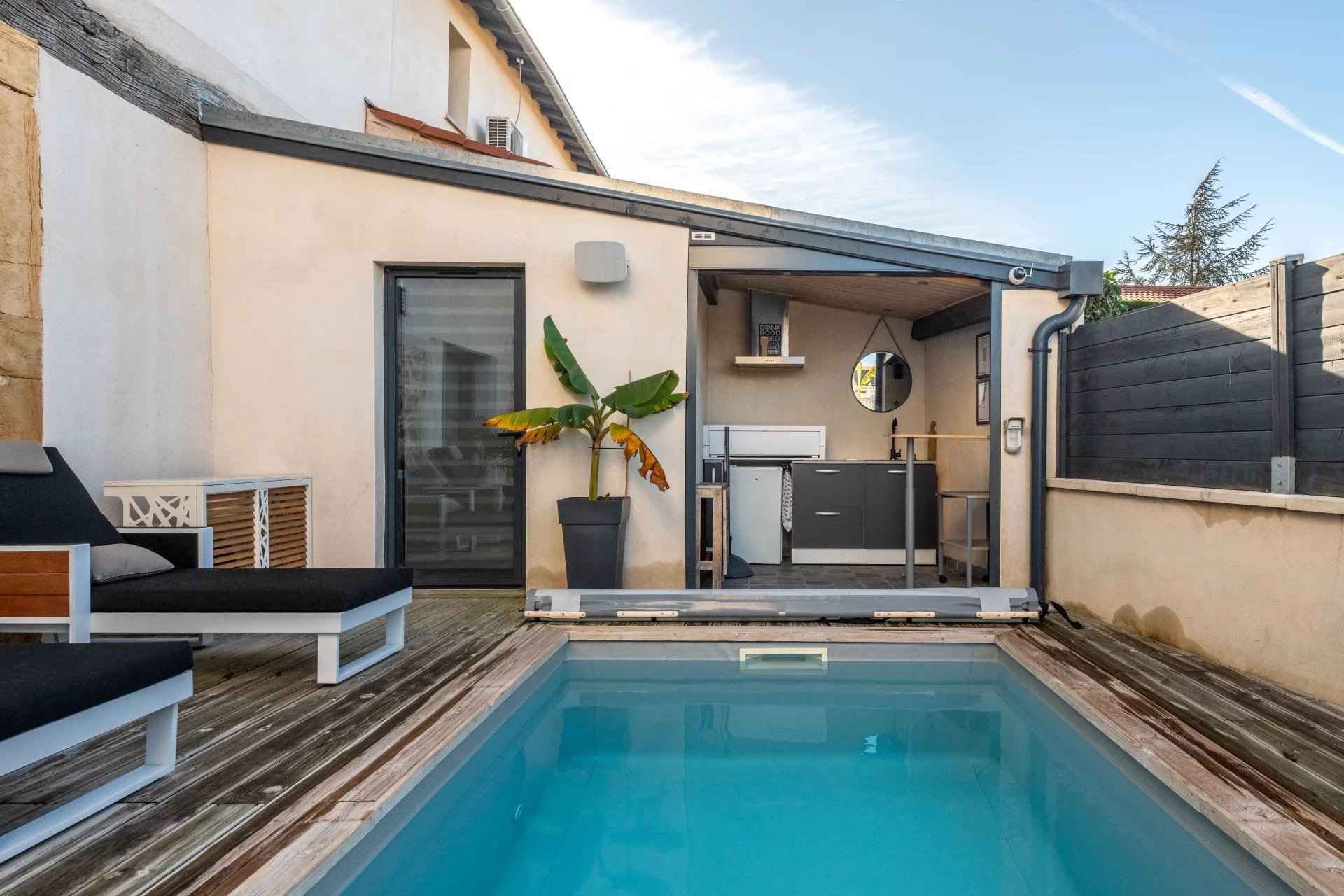 8d891f0e8c55b1598fb885954b11976a 5388573dc3 1920 original - Attribut alt par défaut.