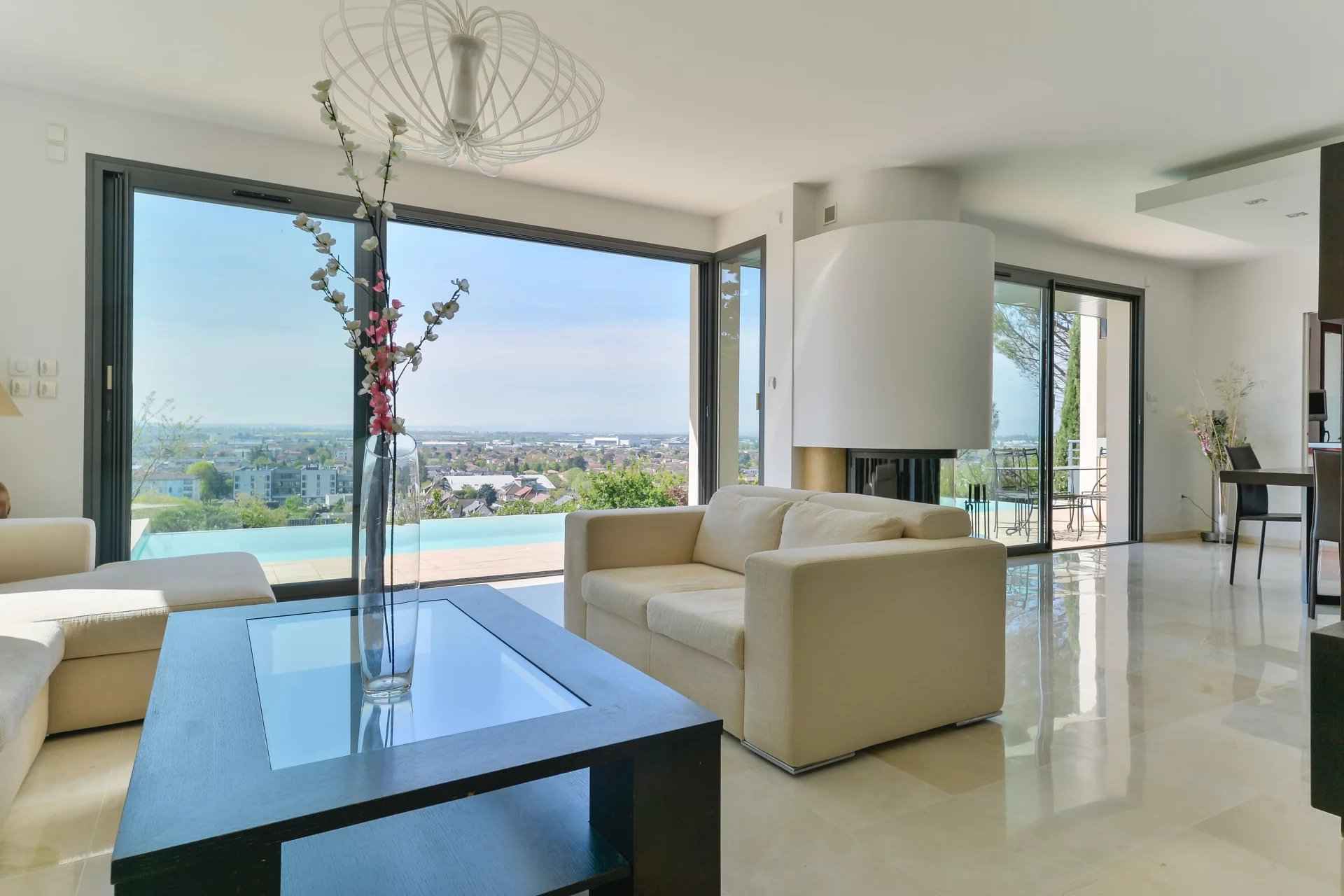 00f1ad3803625545835c195fa234cc07 2968abb5b5 1920 original - Translation missing: en.helpers.application.image_tag.default_alt