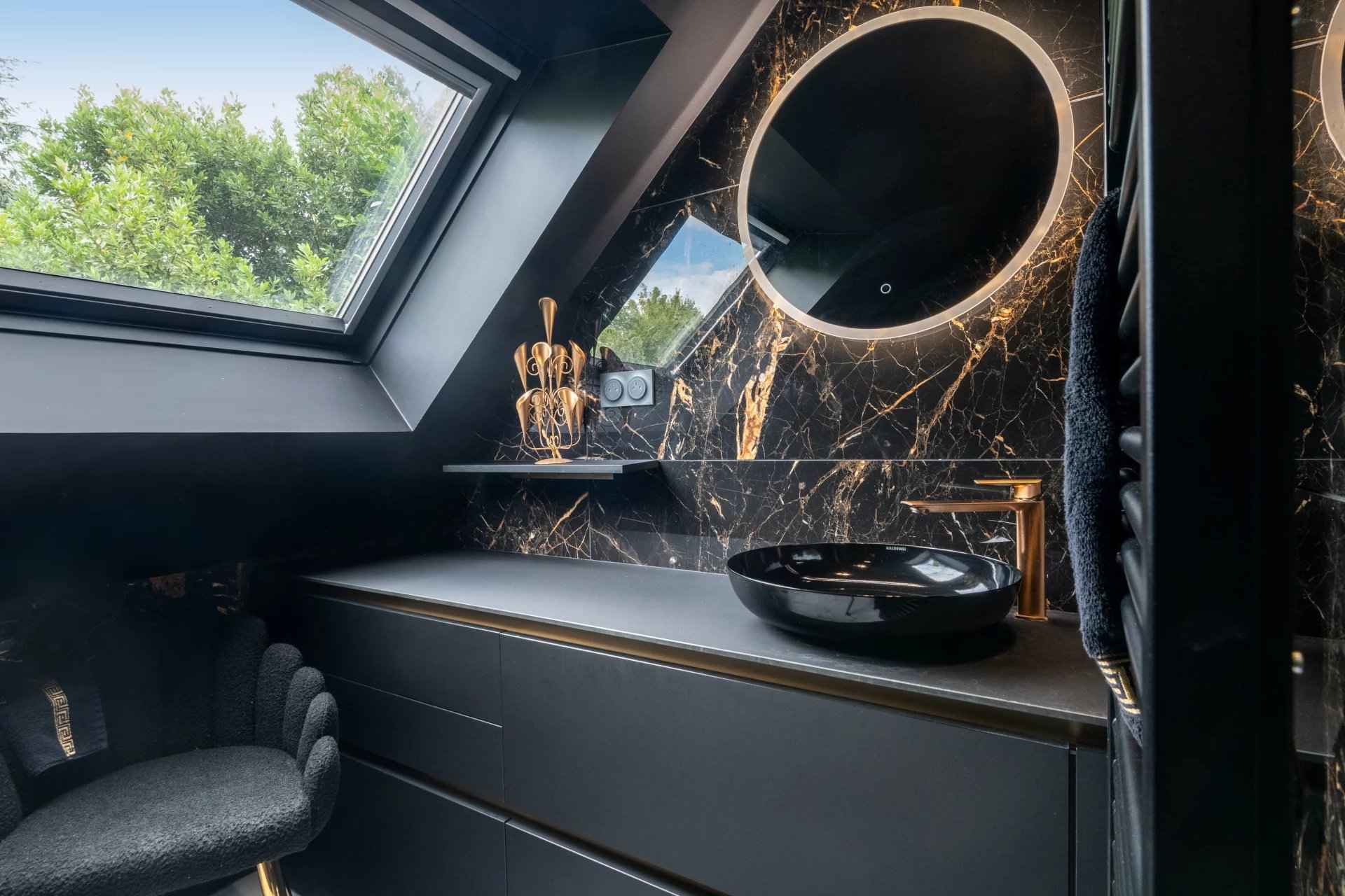 68fc35b7f4a93970a667b6b582de6781 a53855df7c 1920 original - Attribut alt par défaut.