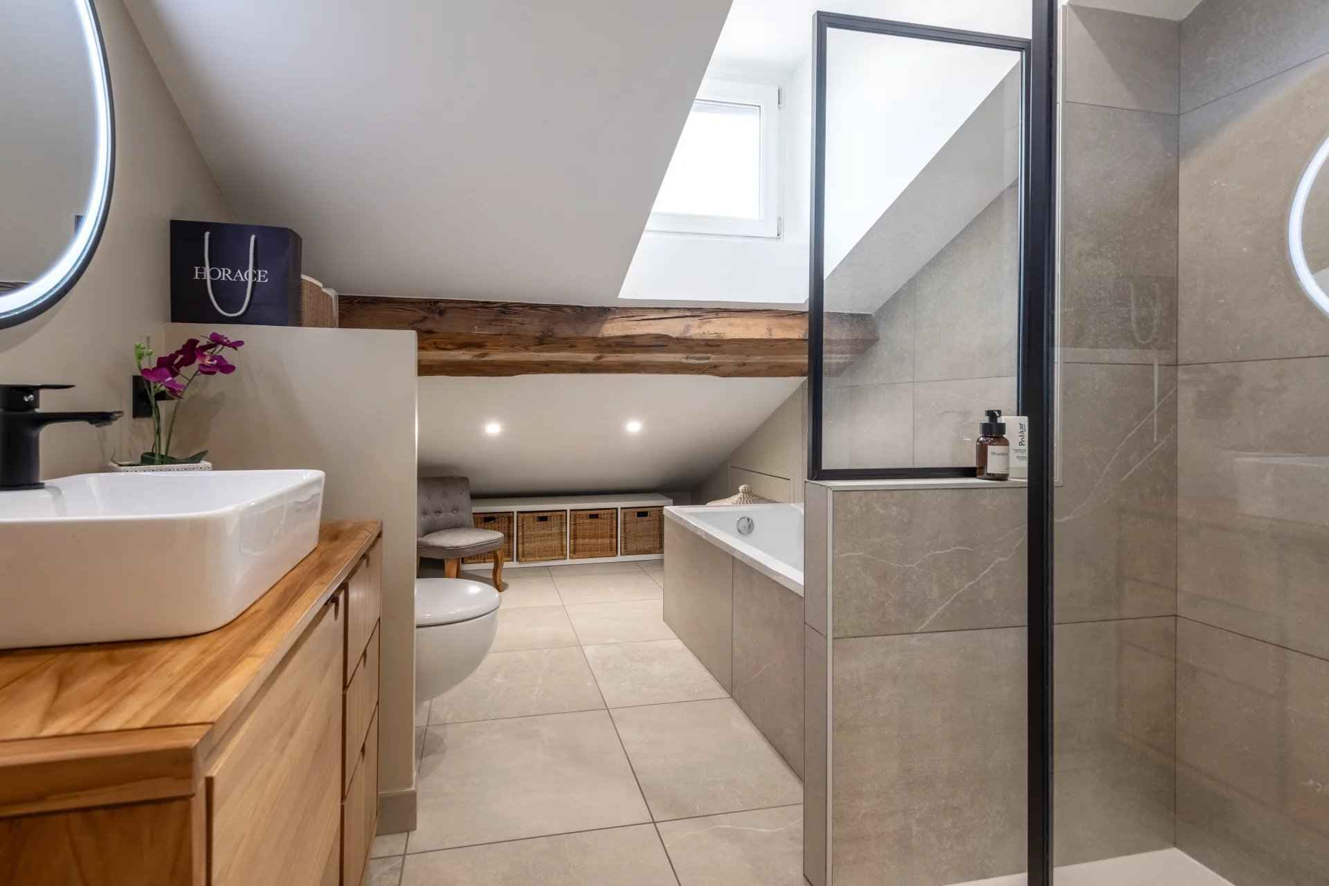 E141ab577b0ee2af9b9dcc0ebf12557d 90dc5e6fcb 1920 original - Attribut alt par défaut.