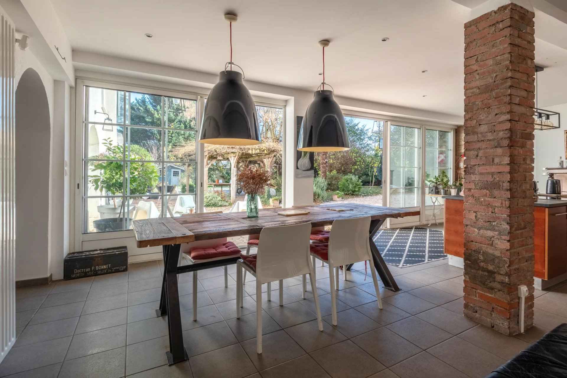 D56c1a436b5b41d62ebed3624382b175 f258d3ea7b 1920 original - Attribut alt par défaut.