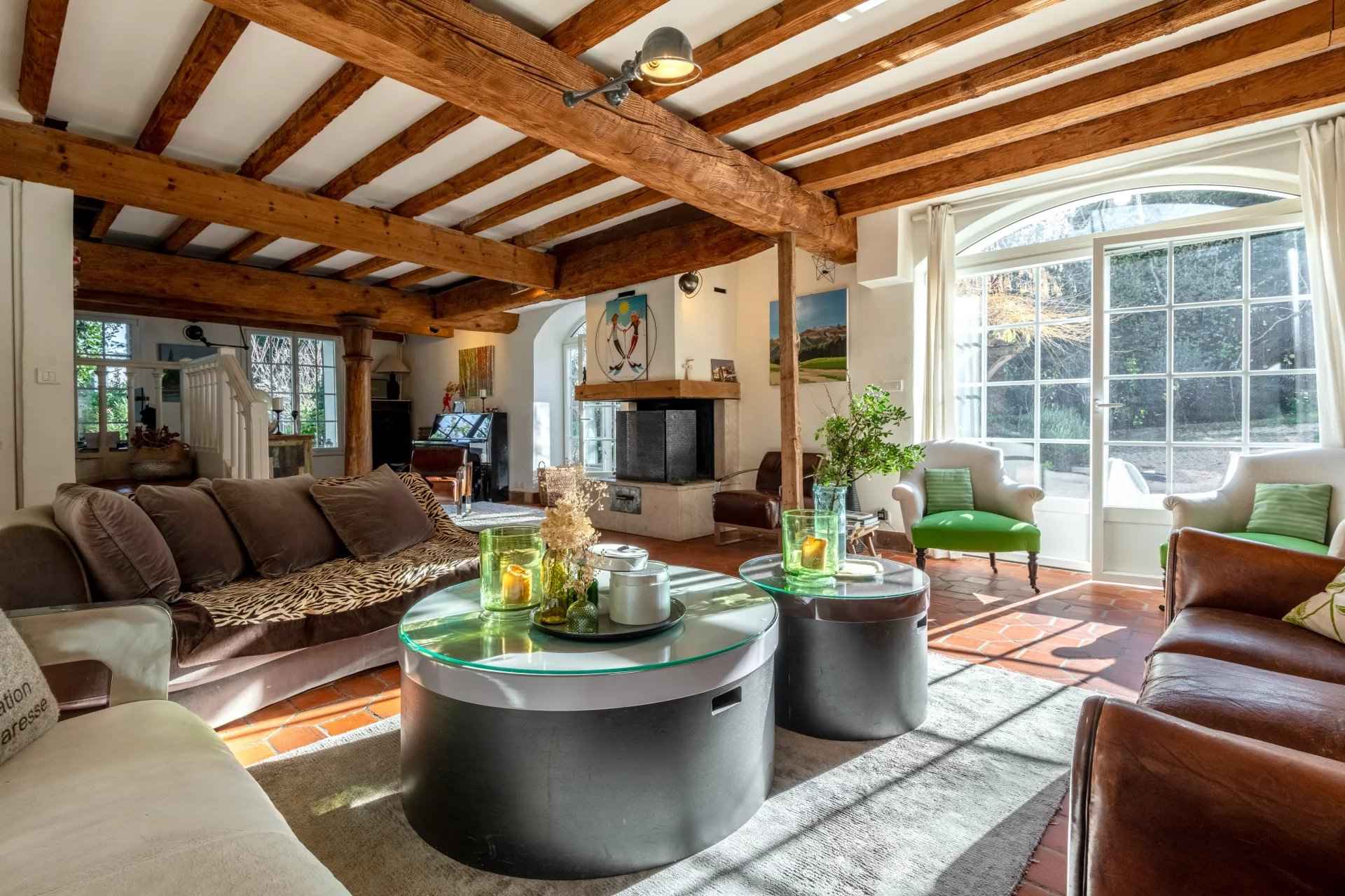 454aa71318409c68a88d5cb8852fcb0f edecdb8f09 1920 original - Attribut alt par défaut.