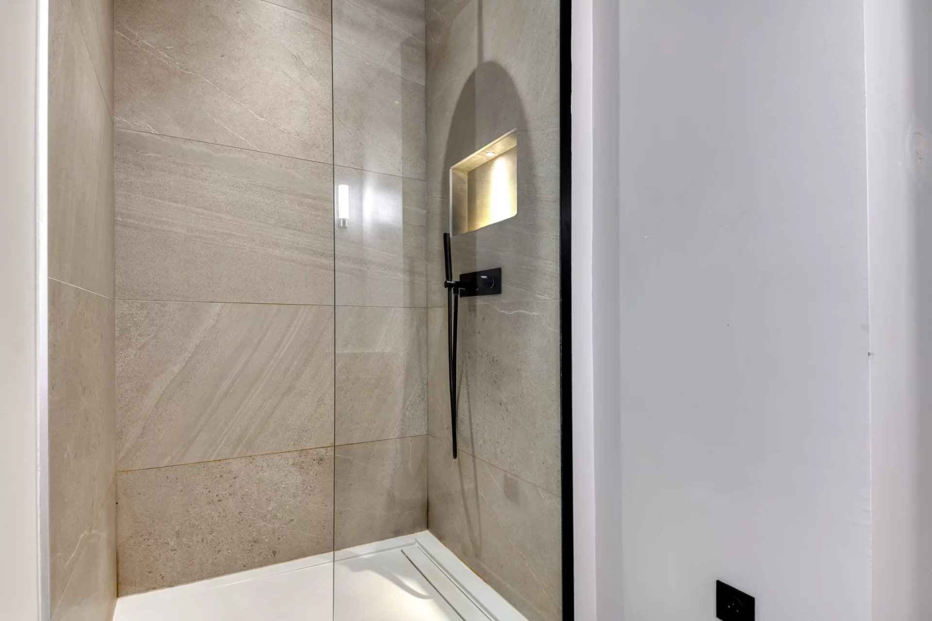 D9242457b17d70de101e9a86d6f2f383 2b14db02d5 1920 original - Attribut alt par défaut.