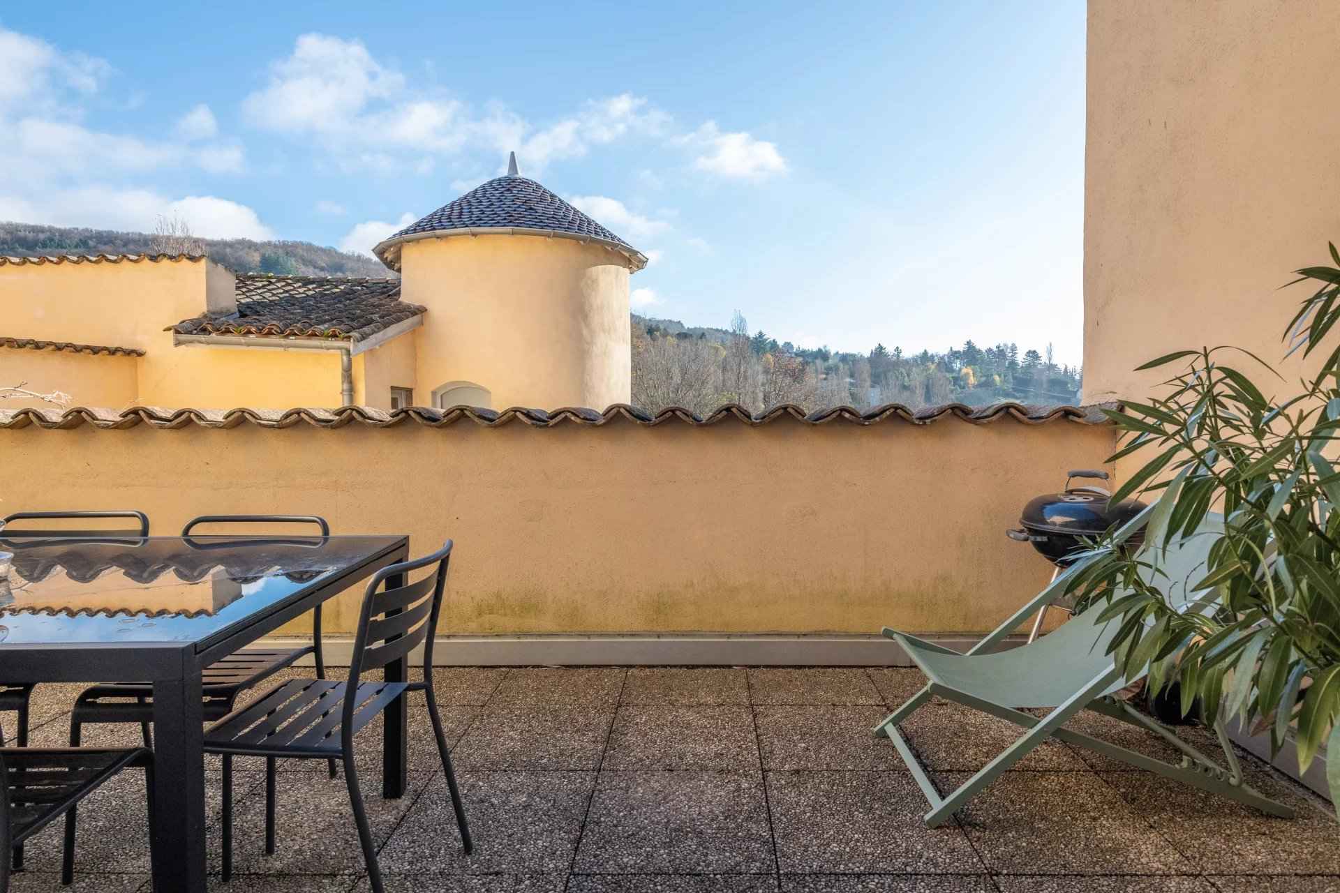 Aec26b548d75cfb233148344f91e21af 4fd1787403 1920 original - Translation missing: en.helpers.application.image_tag.default_alt