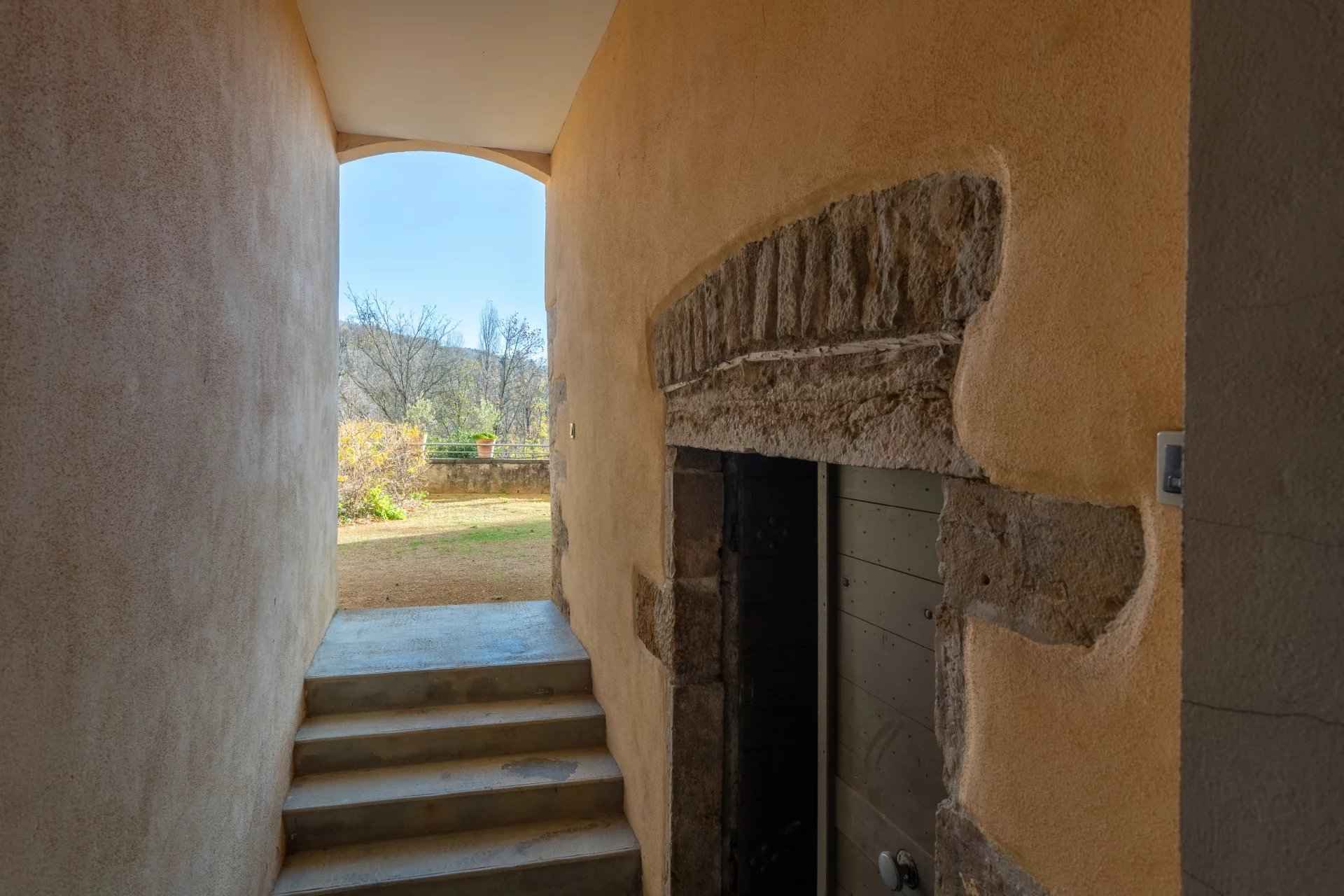 Fe64f5283de0c891e07a4c90c077d7df 808493ab4f 1920 original - Translation missing: en.helpers.application.image_tag.default_alt