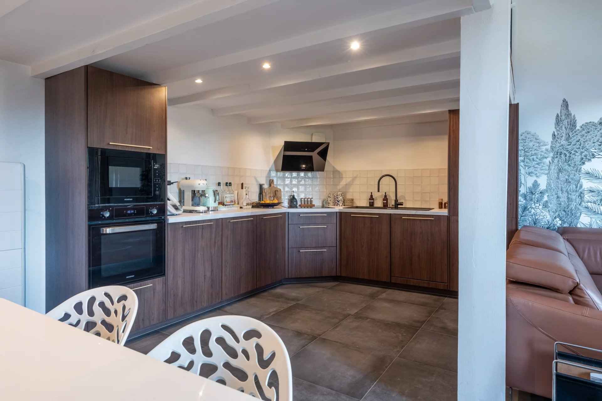 26e81107ede5546eebc3130243b201d1 cf06a68369 1920 original - Translation missing: en.helpers.application.image_tag.default_alt