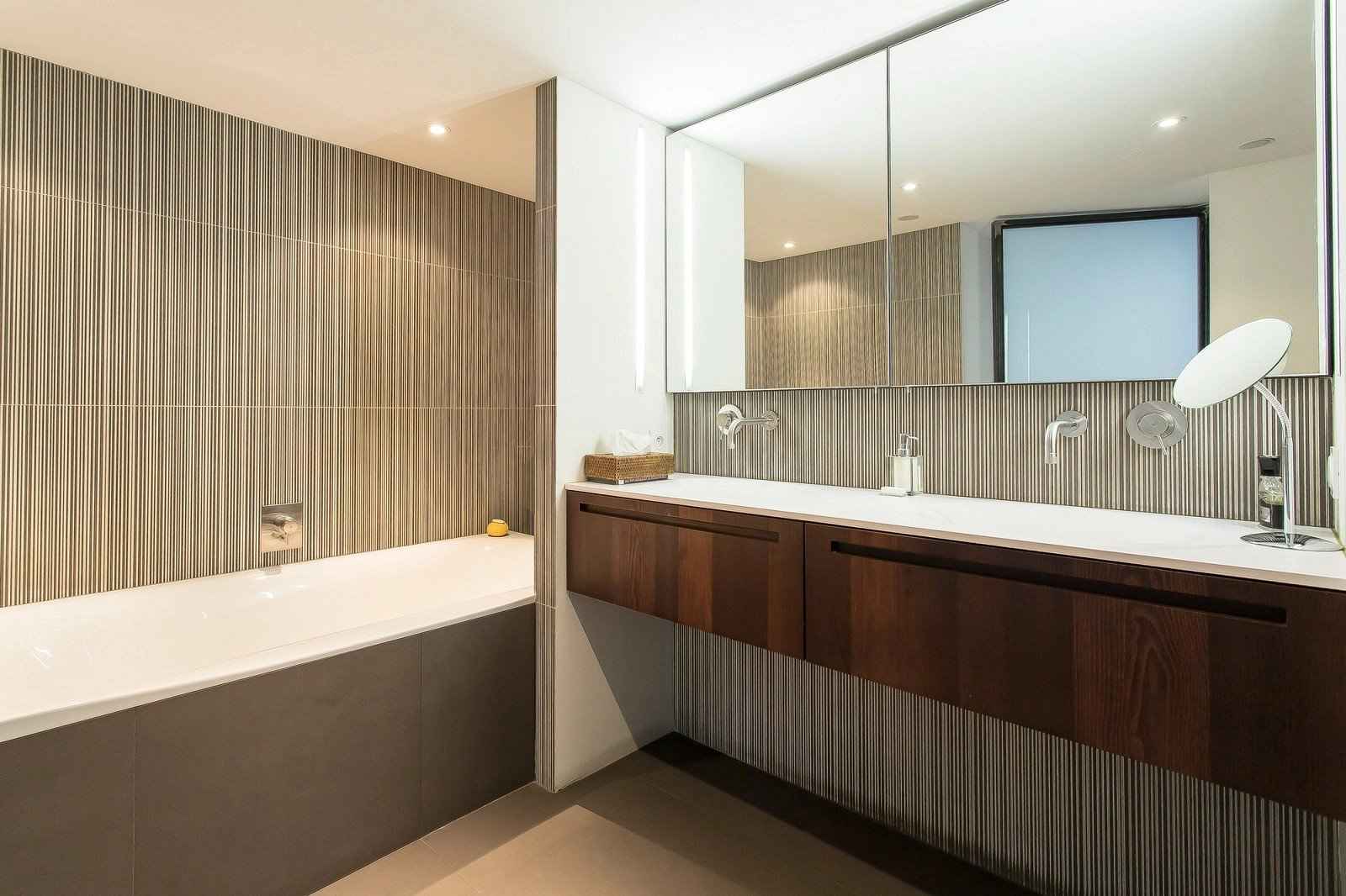 3421d51d41025a8b90dd5685be2584af a94ac2aff0 1600 original - Translation missing: en.helpers.application.image_tag.default_alt