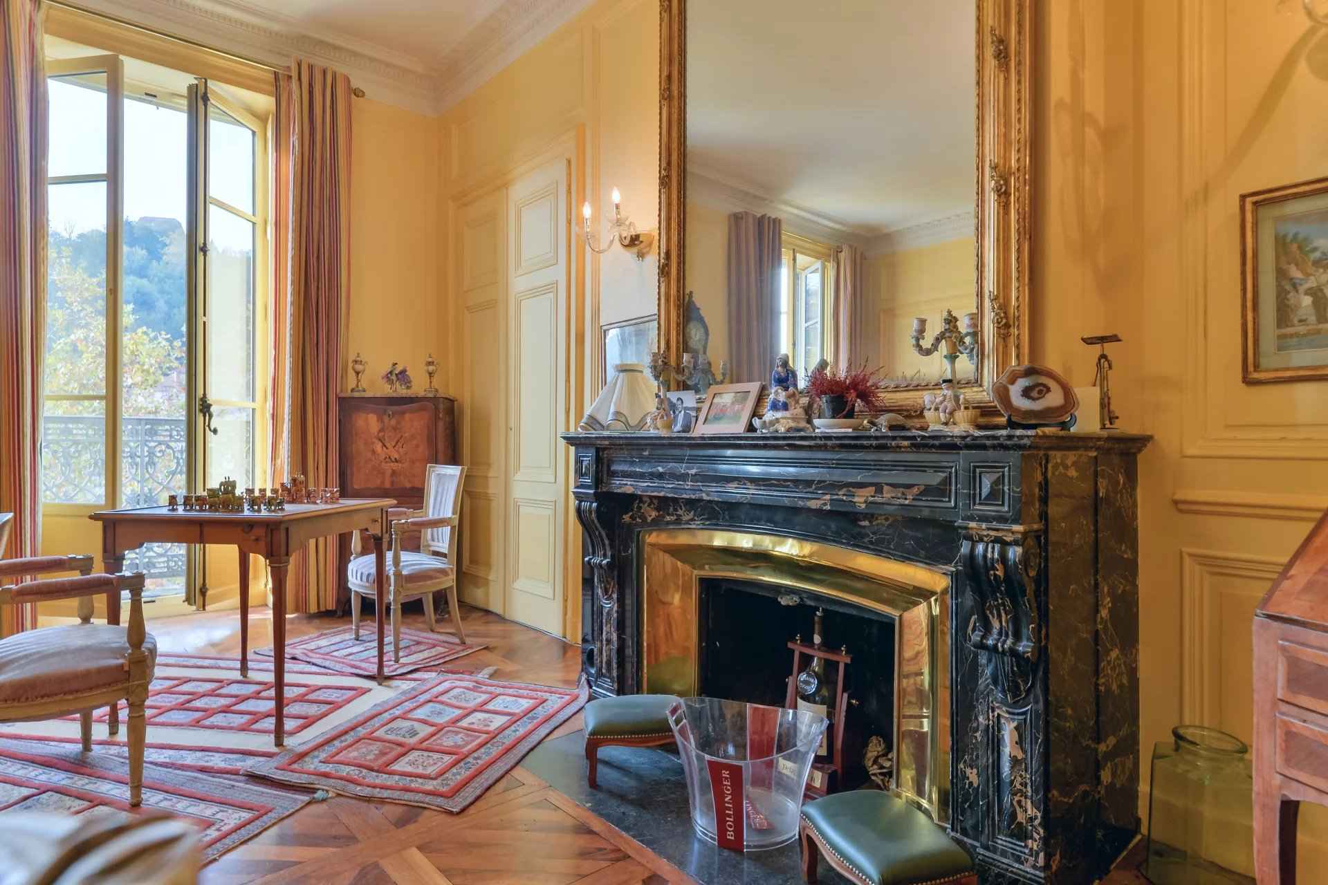 191dfd5433f228579c0359451061f4ff 7011843188 1920 original - Attribut alt par défaut.