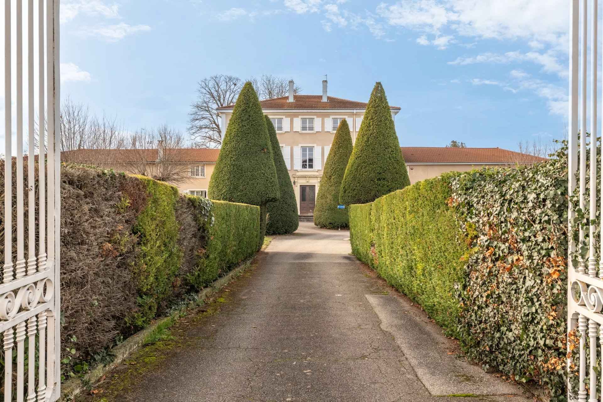 8078b9fc0a9163dba9ca9449bb75f21a 038ee8bb67 1920 original - Attribut alt par défaut.