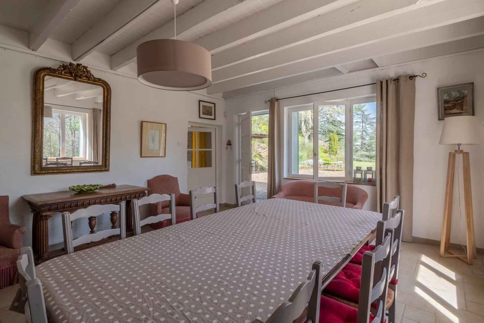 Bccdf334ae198d9825674615acbf42bd d6f157725d 1920 original - Attribut alt par défaut.