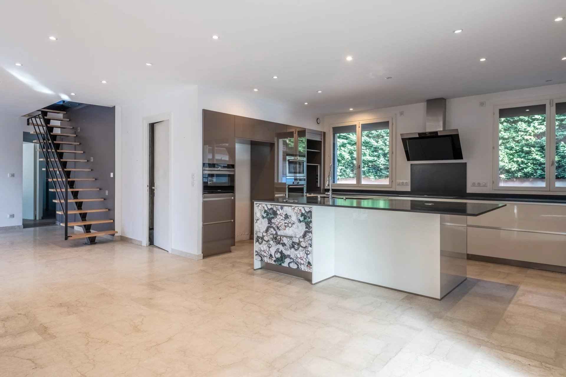 3535c6cda0f362336e55cee44012b411 35fd149a8b 1920 original - Translation missing: en.helpers.application.image_tag.default_alt