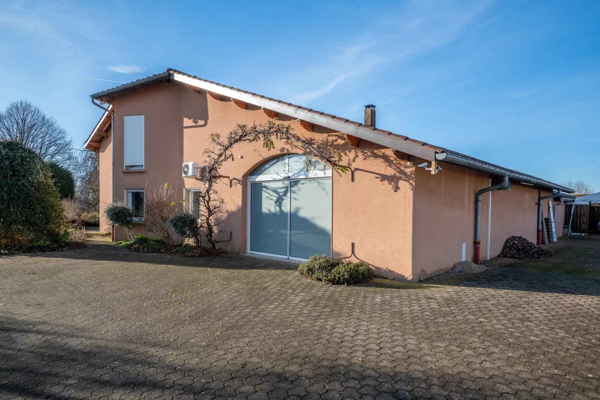 Afdb4620b1f3c1bfdaf6224c832520e1 bab4d69874 1920 original - Attribut alt par défaut.