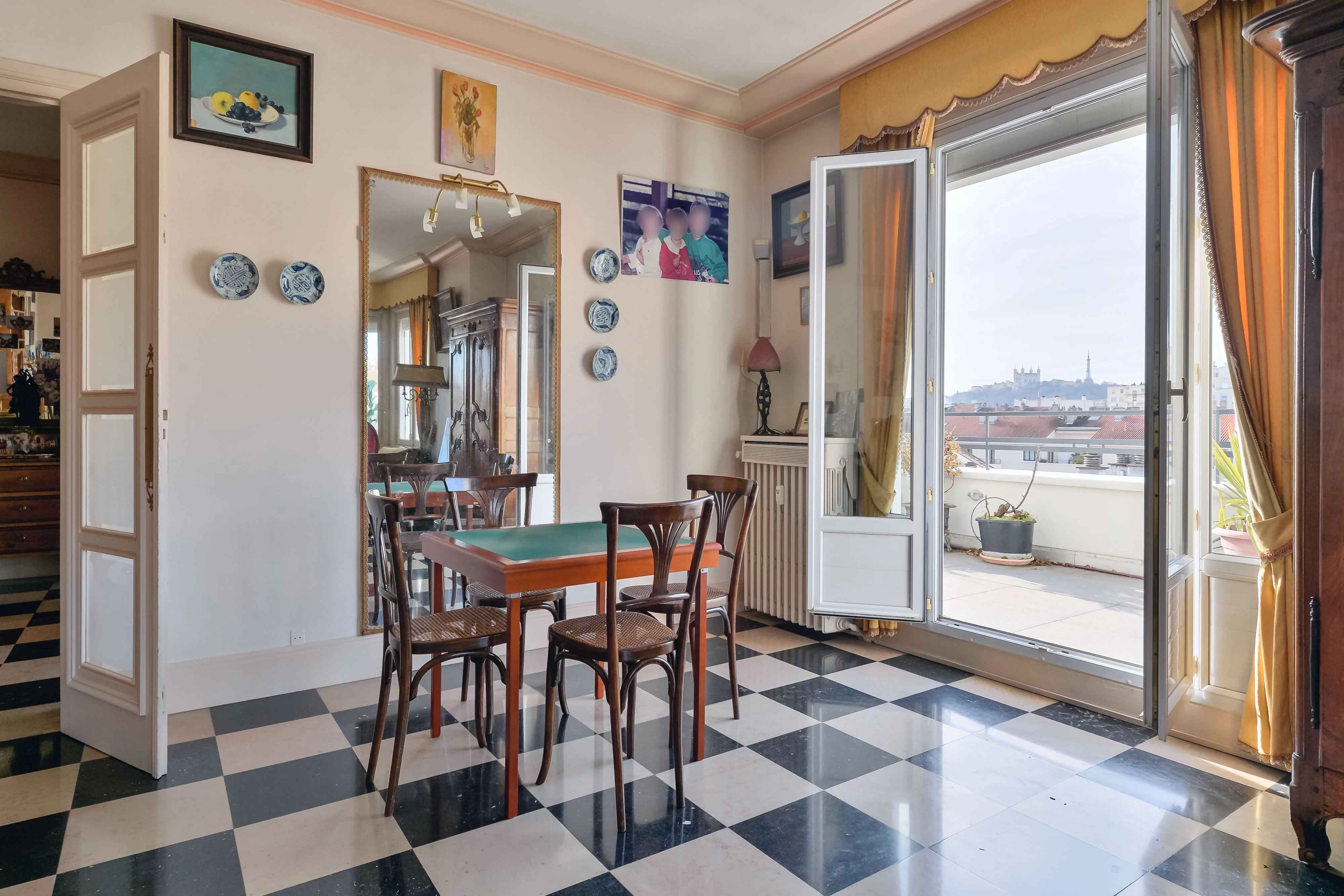 89bf65125ffd6fd0d600dc76c2ea608b 69babd21e6 4000 original - Attribut alt par défaut.