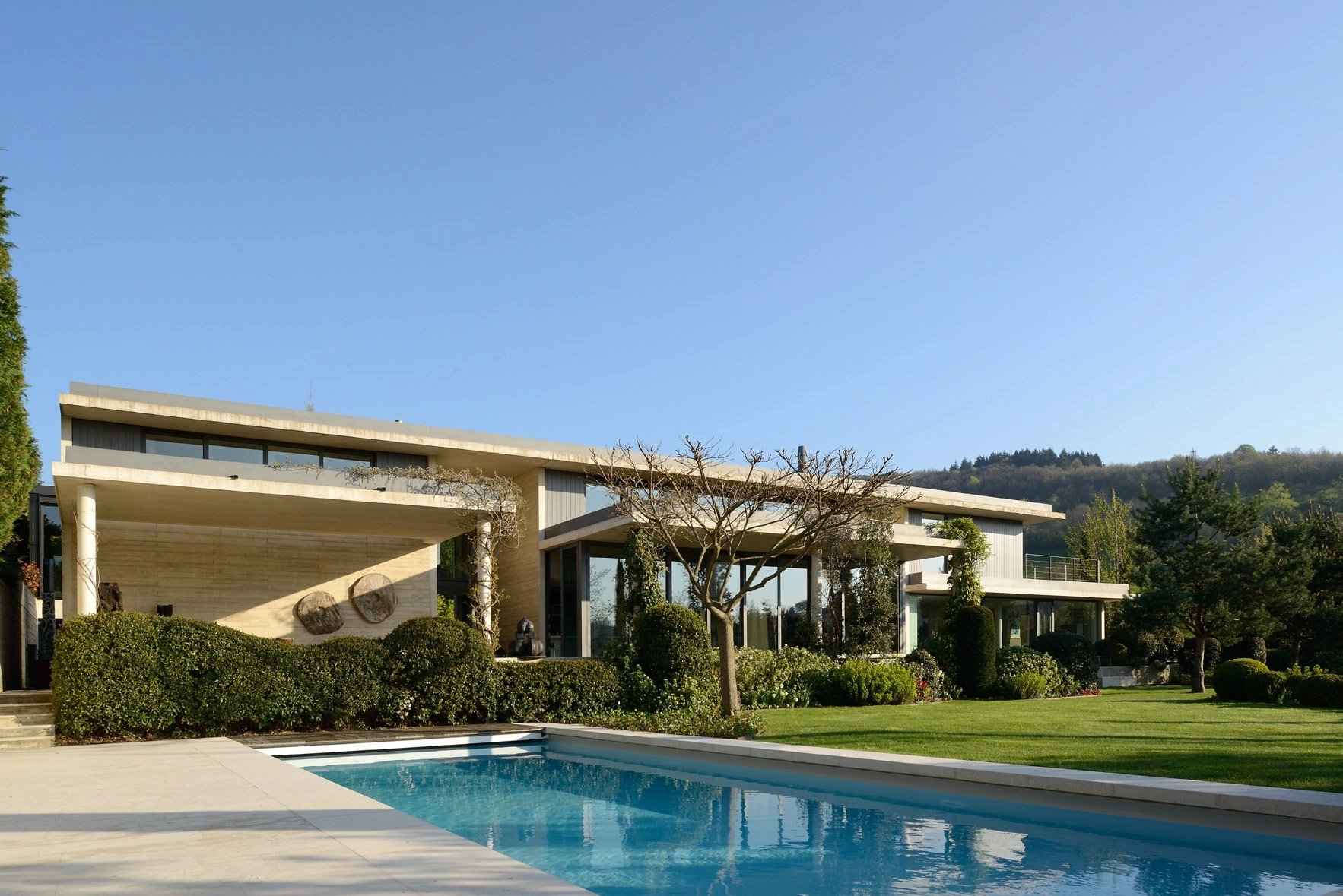 Cd32ff7ec2a77765aa0f2ef4a53198e2 4393481644 1766 original - Attribut alt par défaut.