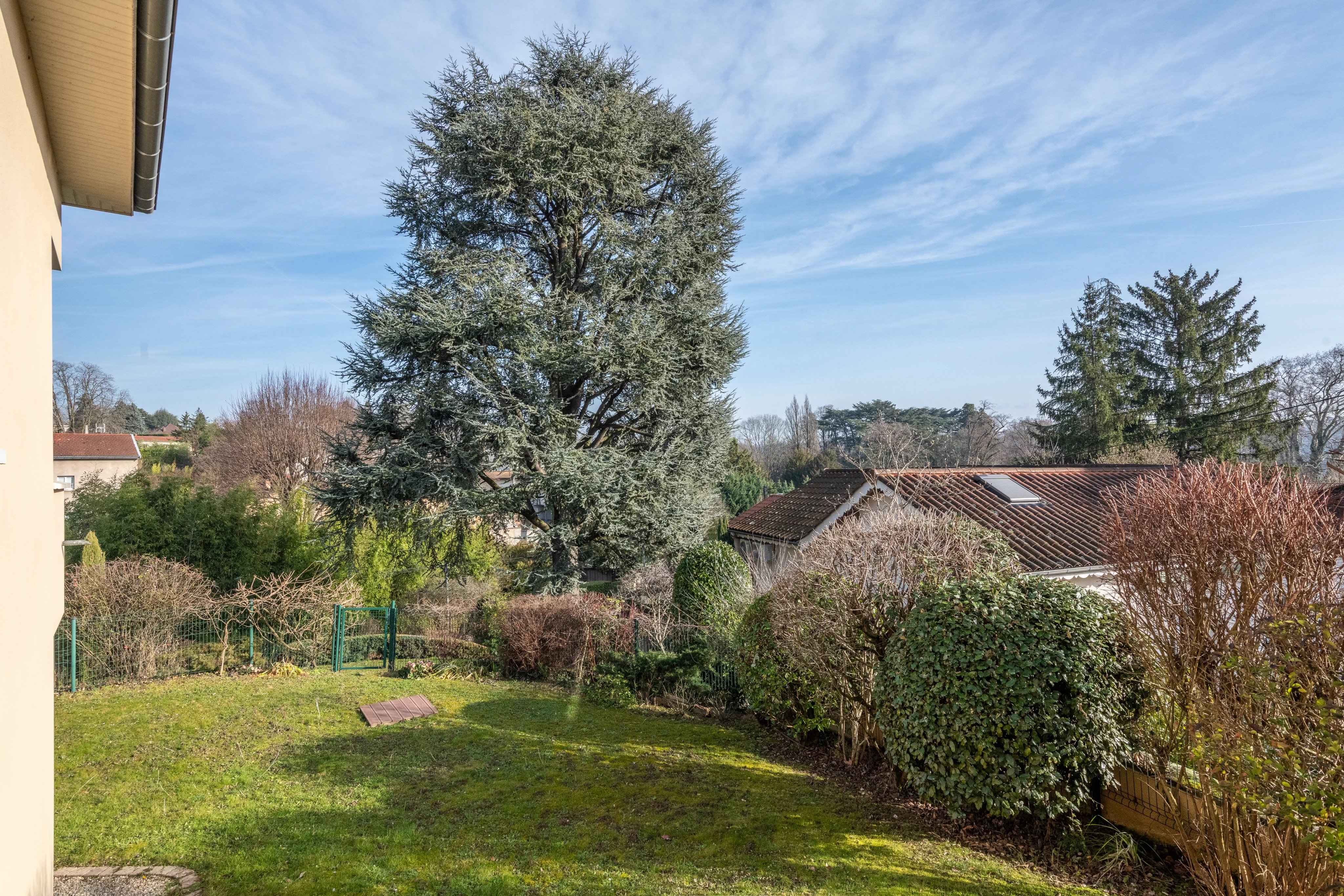 1708707bf16663d15ca115e0dbcd0c1d 0a03769c3b 4096 original - Attribut alt par défaut.