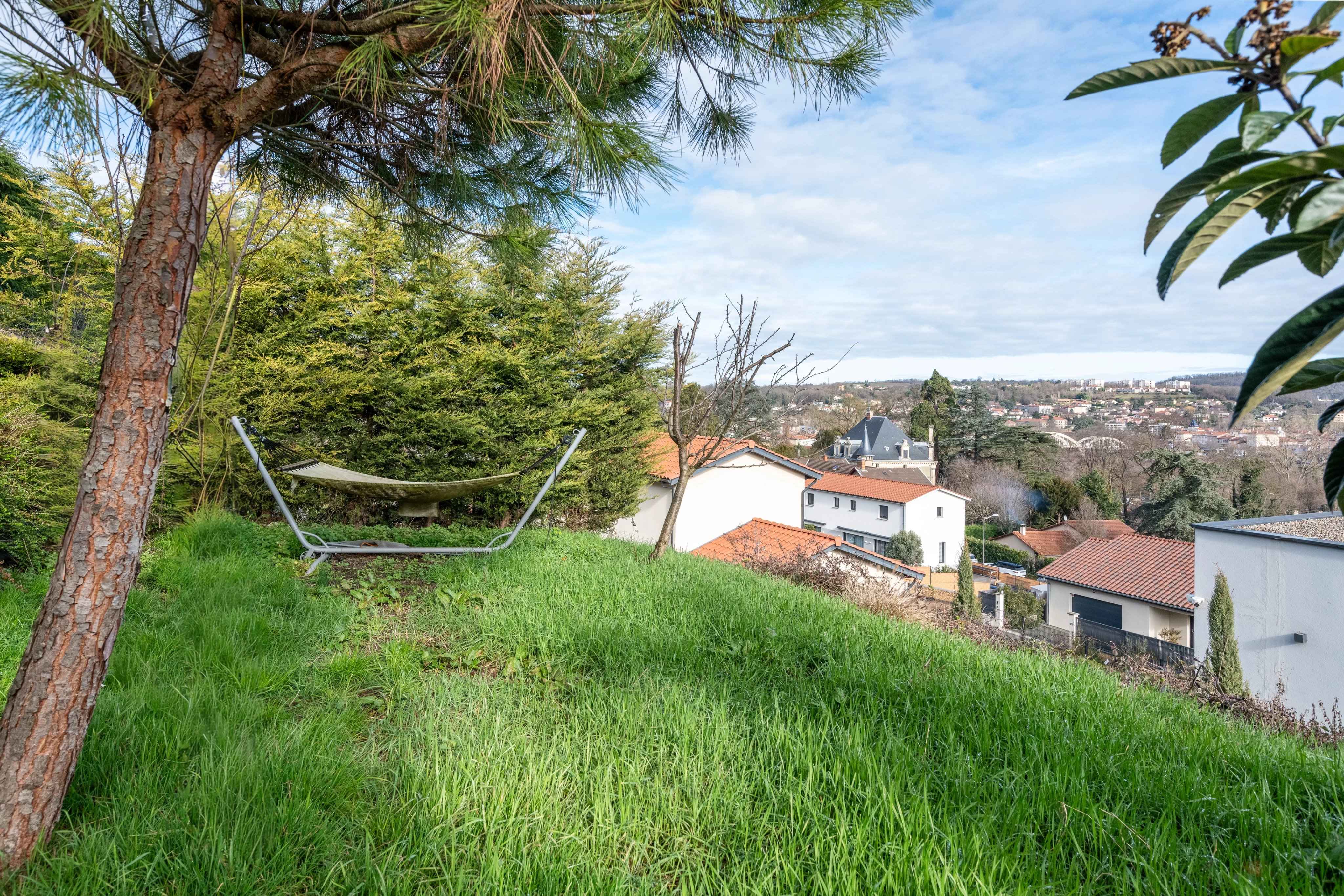 083ba92cdb4c90d77cdf0297cb5fd8a3 1b1b957c53 4096 original - Translation missing: en.helpers.application.image_tag.default_alt