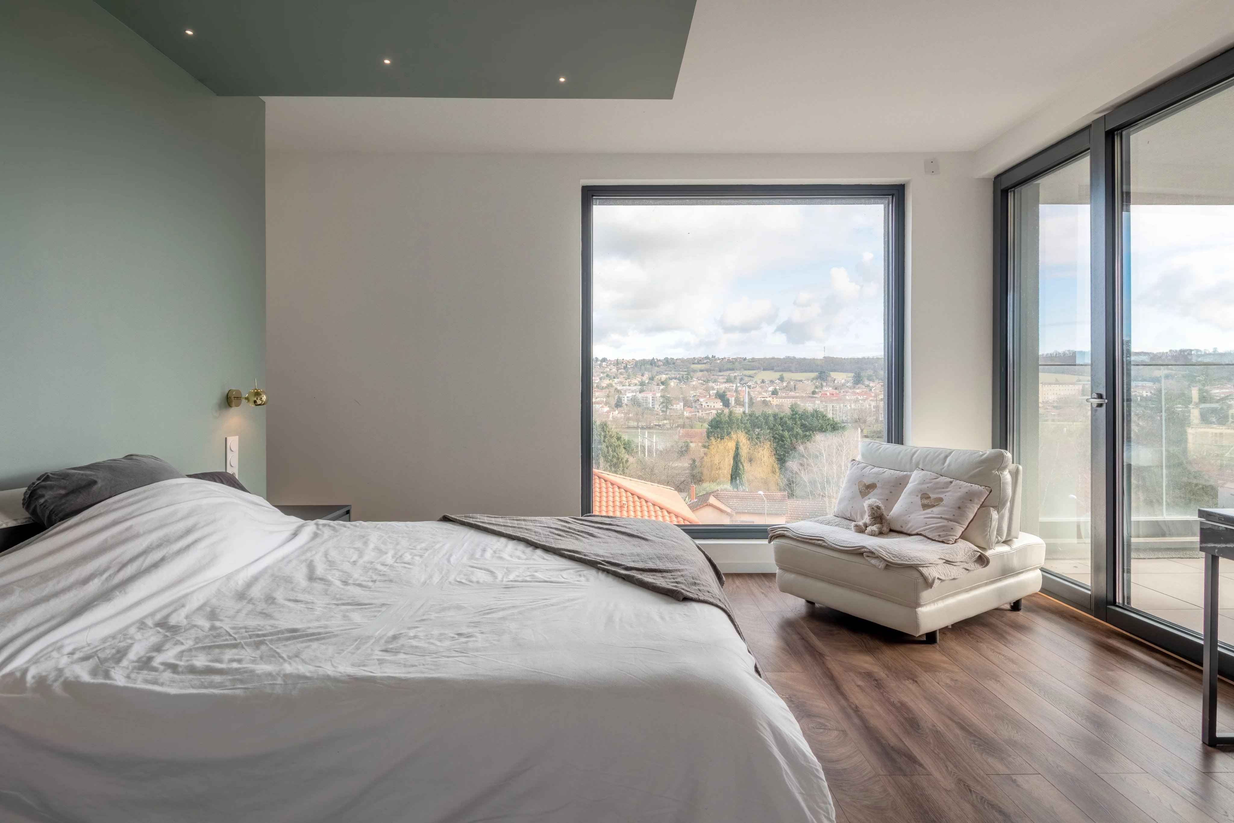 7d43c7046b2c086b45e6cffb1677f1be 4ddb275916 4096 original - Translation missing: en.helpers.application.image_tag.default_alt