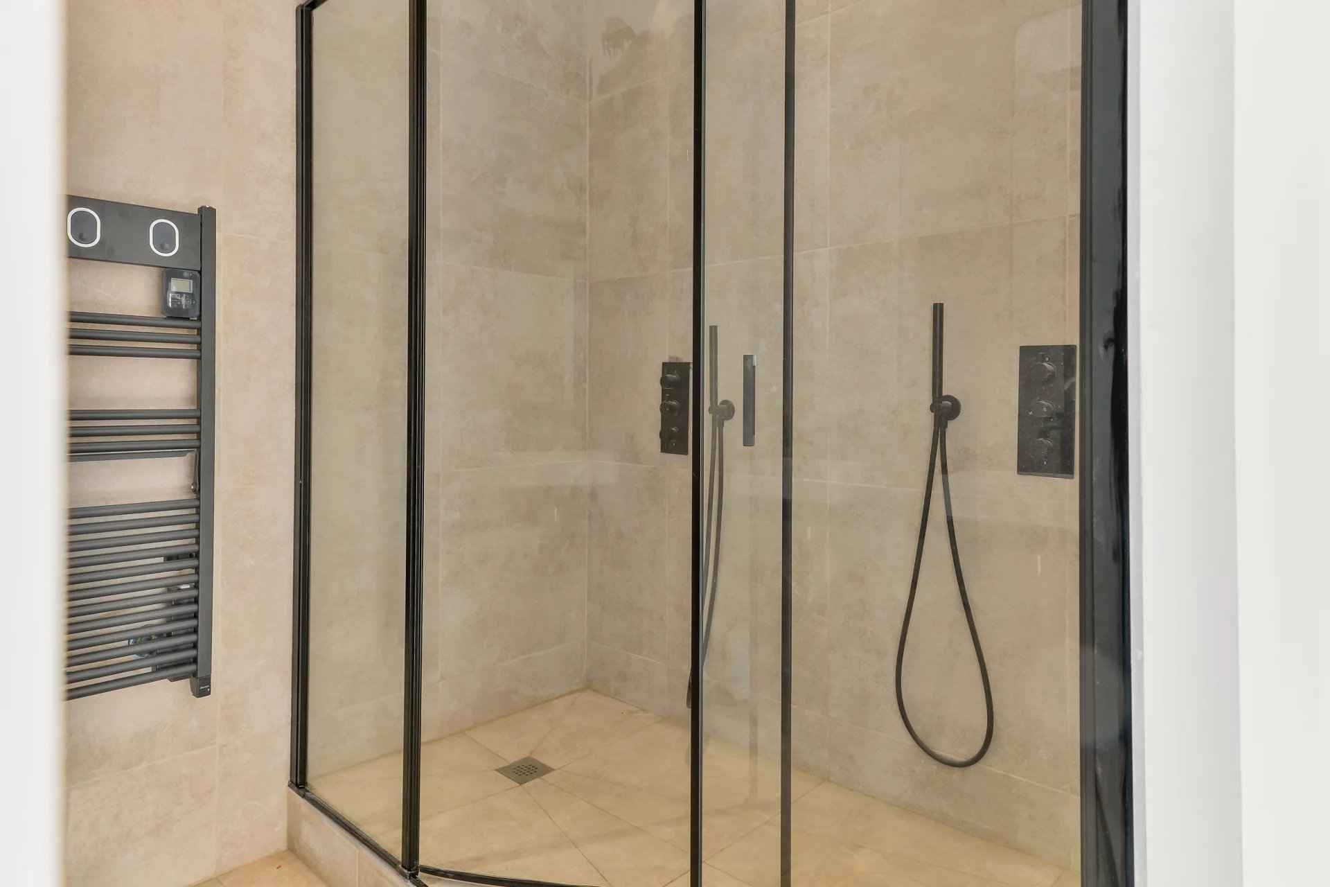 6917c00f2888736a72c25a029eec509d 0f846e280a 1920 original - Translation missing: en.helpers.application.image_tag.default_alt