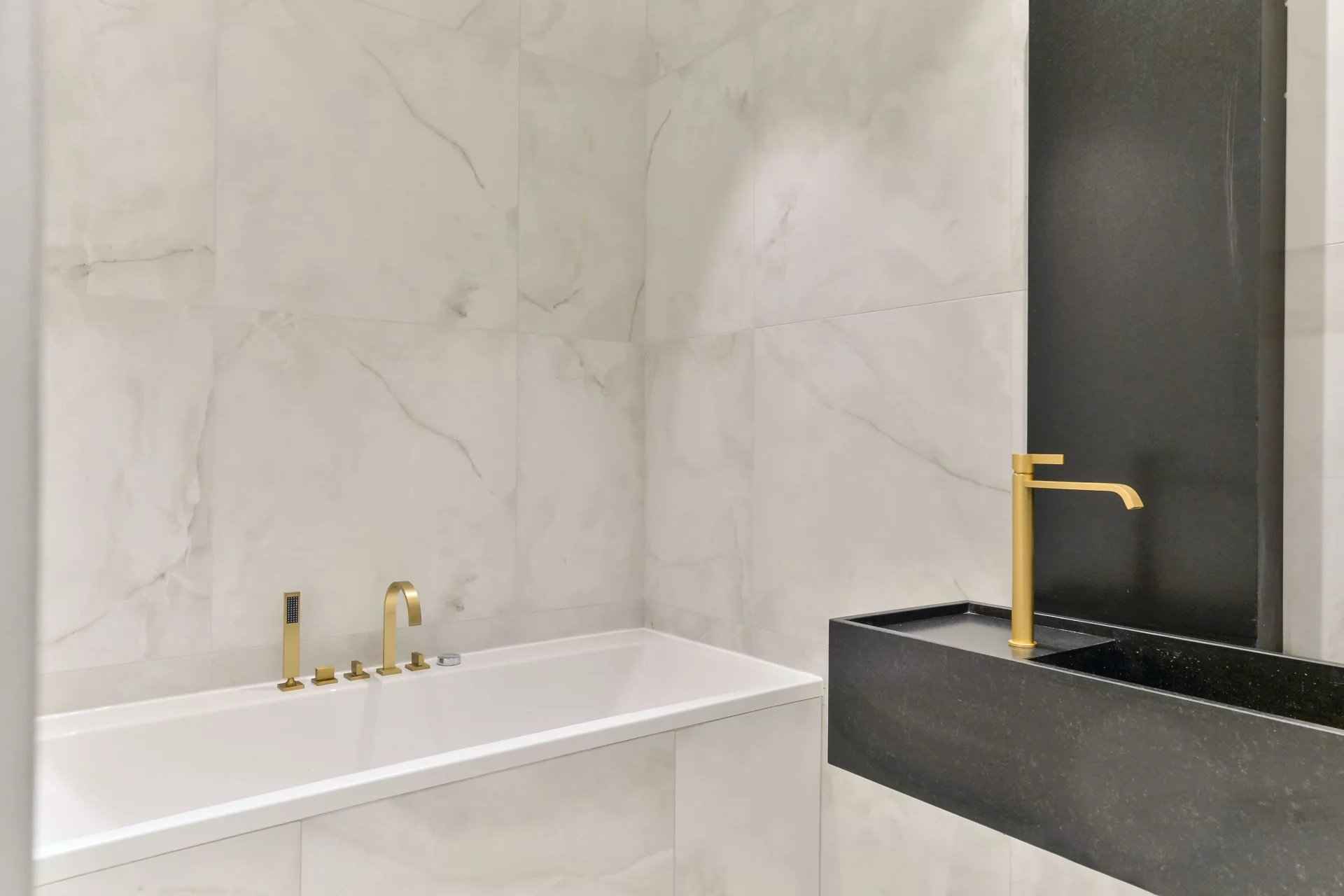 742b7094cc7d687b049dc4541acfc67b e29c24d3c9 1920 original - Translation missing: en.helpers.application.image_tag.default_alt