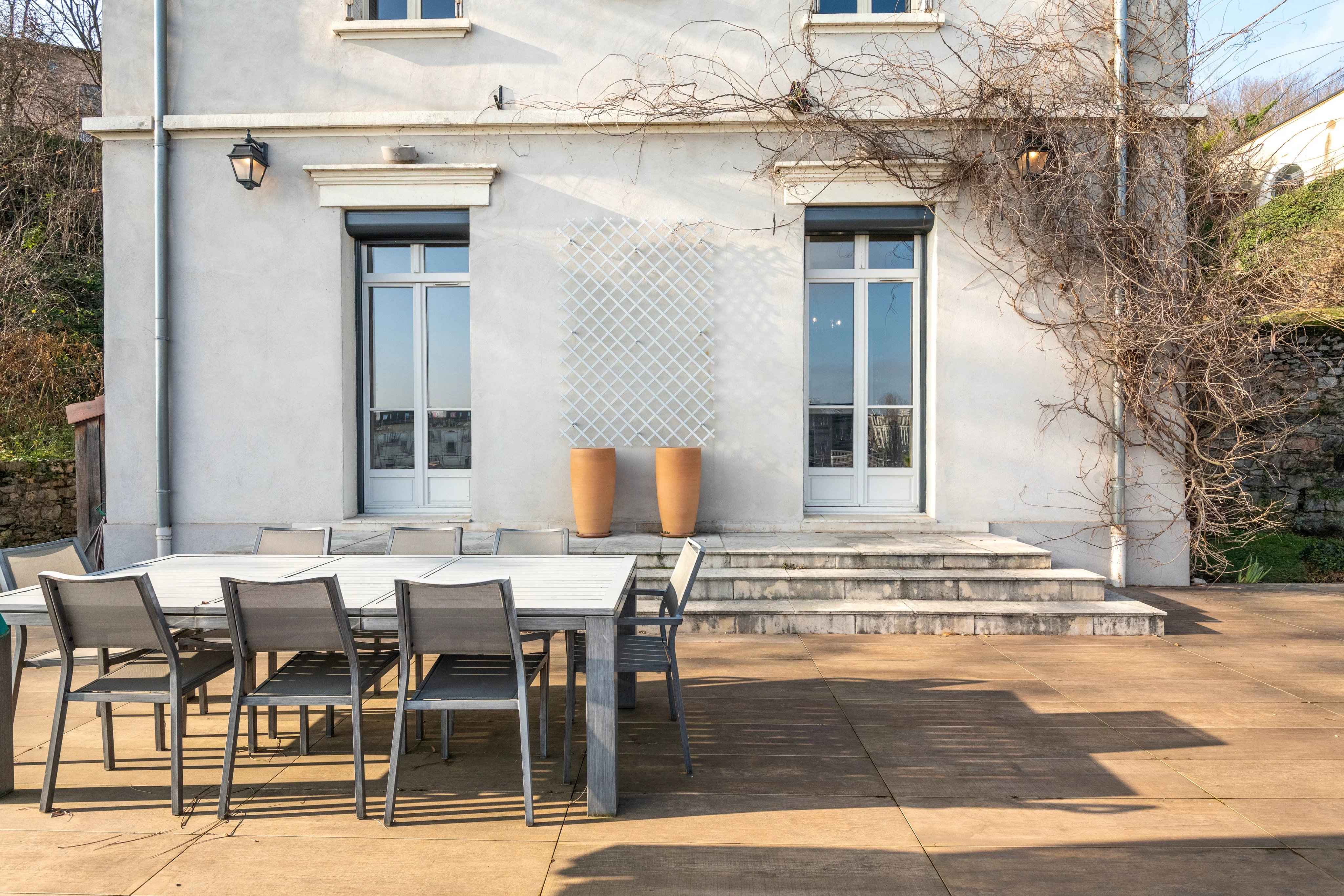 Aee3db4982c26f8bffa6a693ce2ff09d 2b6a2e055c 4096 original - Attribut alt par défaut.