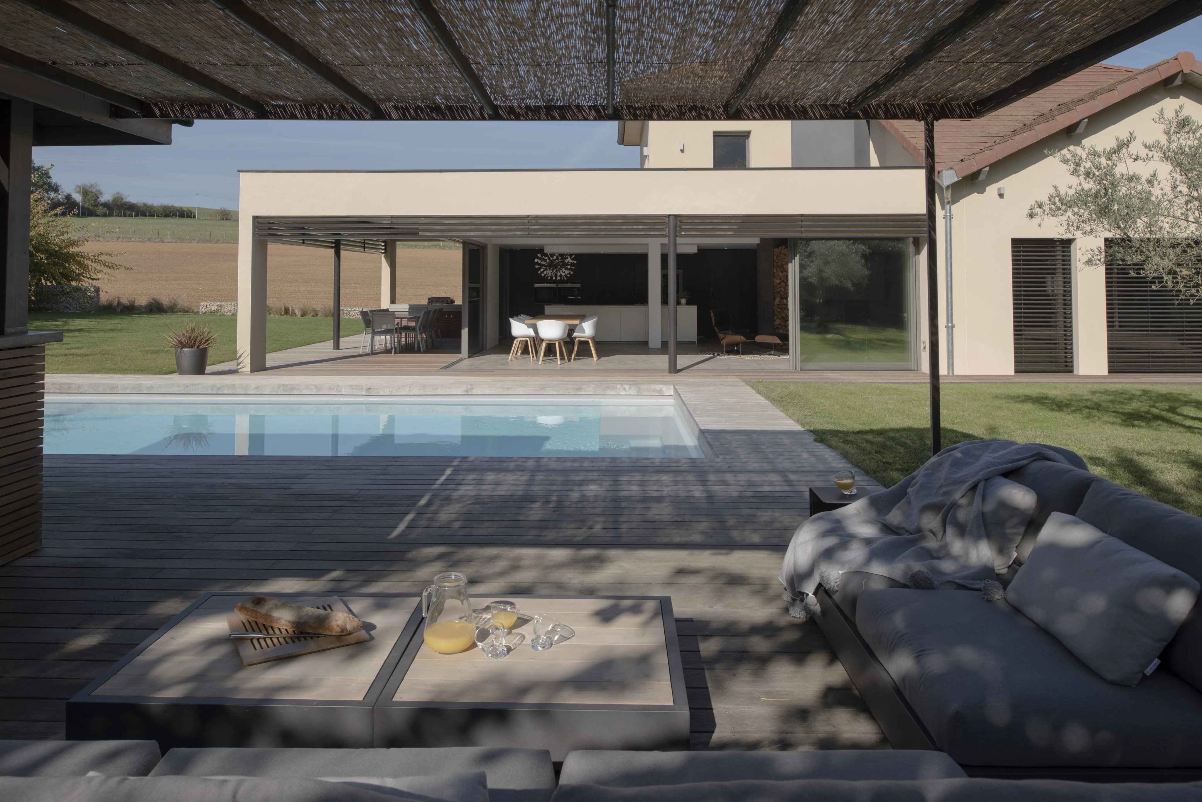 333b83bfa58fc94c8ec274063872ca42 ad00babf10 4096 original - Translation missing: en.helpers.application.image_tag.default_alt