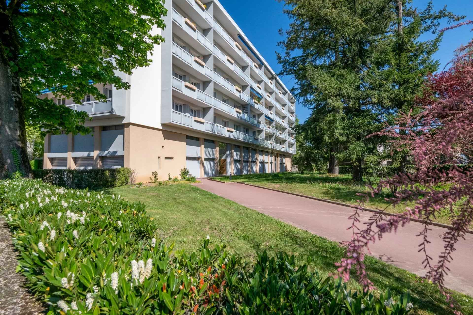 Cb6c96233b585291d237a3337eaace3e 614fc7c40c 1920 original - Attribut alt par défaut.