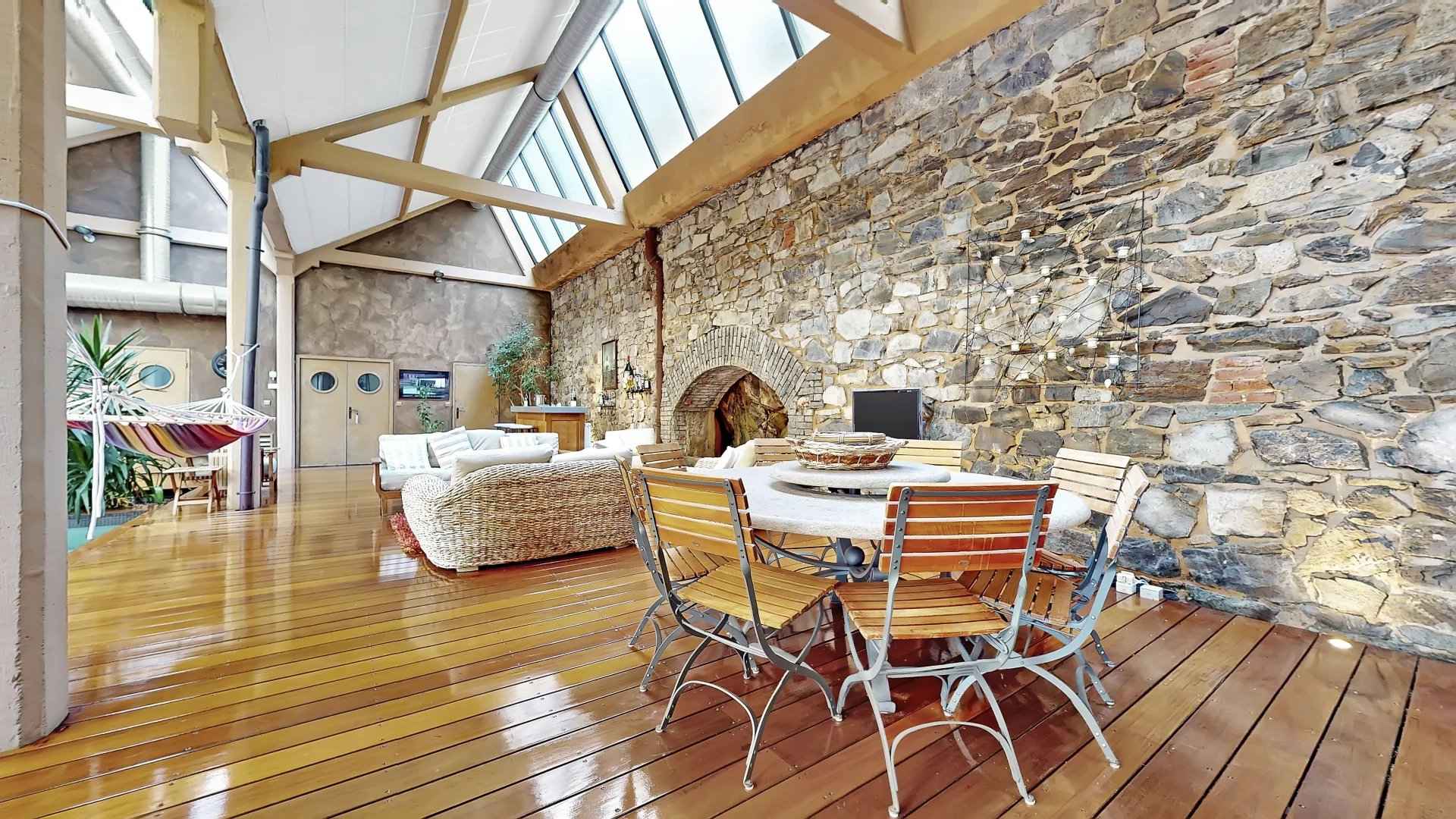 059e6cdf4e62baafe9de87cf407ef2ac f1c16b0fac 1920 original - Translation missing: en.helpers.application.image_tag.default_alt