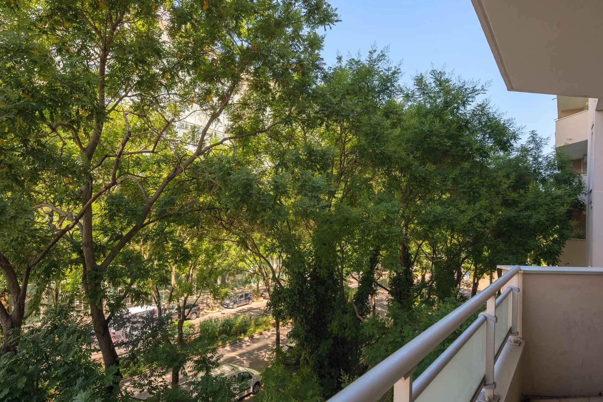 C86dbfaed508d2cdc1a14aaa0ba232cd b01ad16a97 1920 original - Attribut alt par défaut.