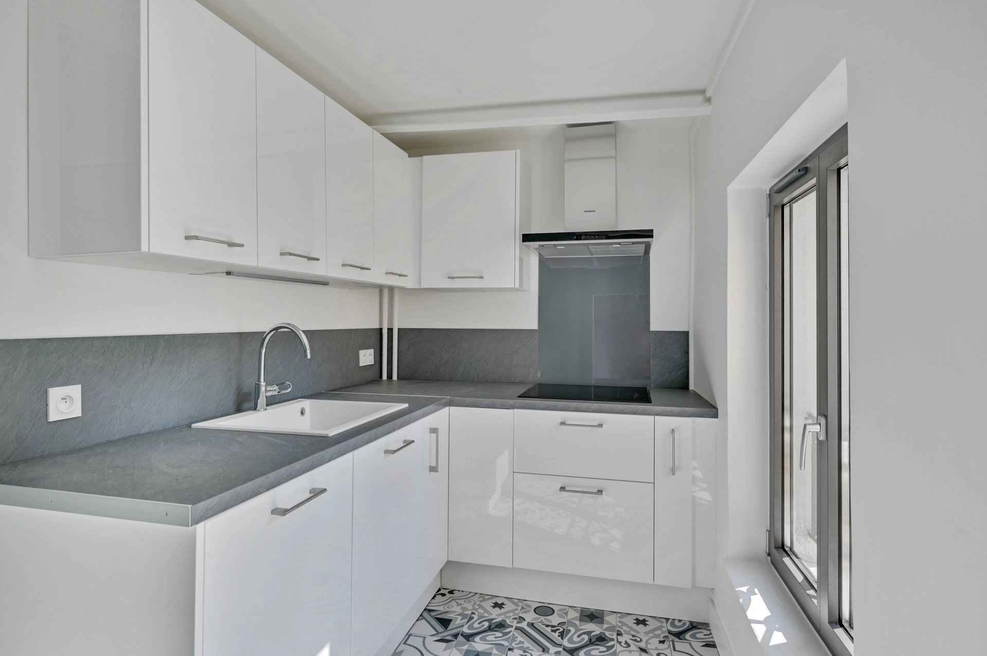 6505260bdb68c20065e8e5f6aca979ba 6930d07982 1920 original - Translation missing: en.helpers.application.image_tag.default_alt