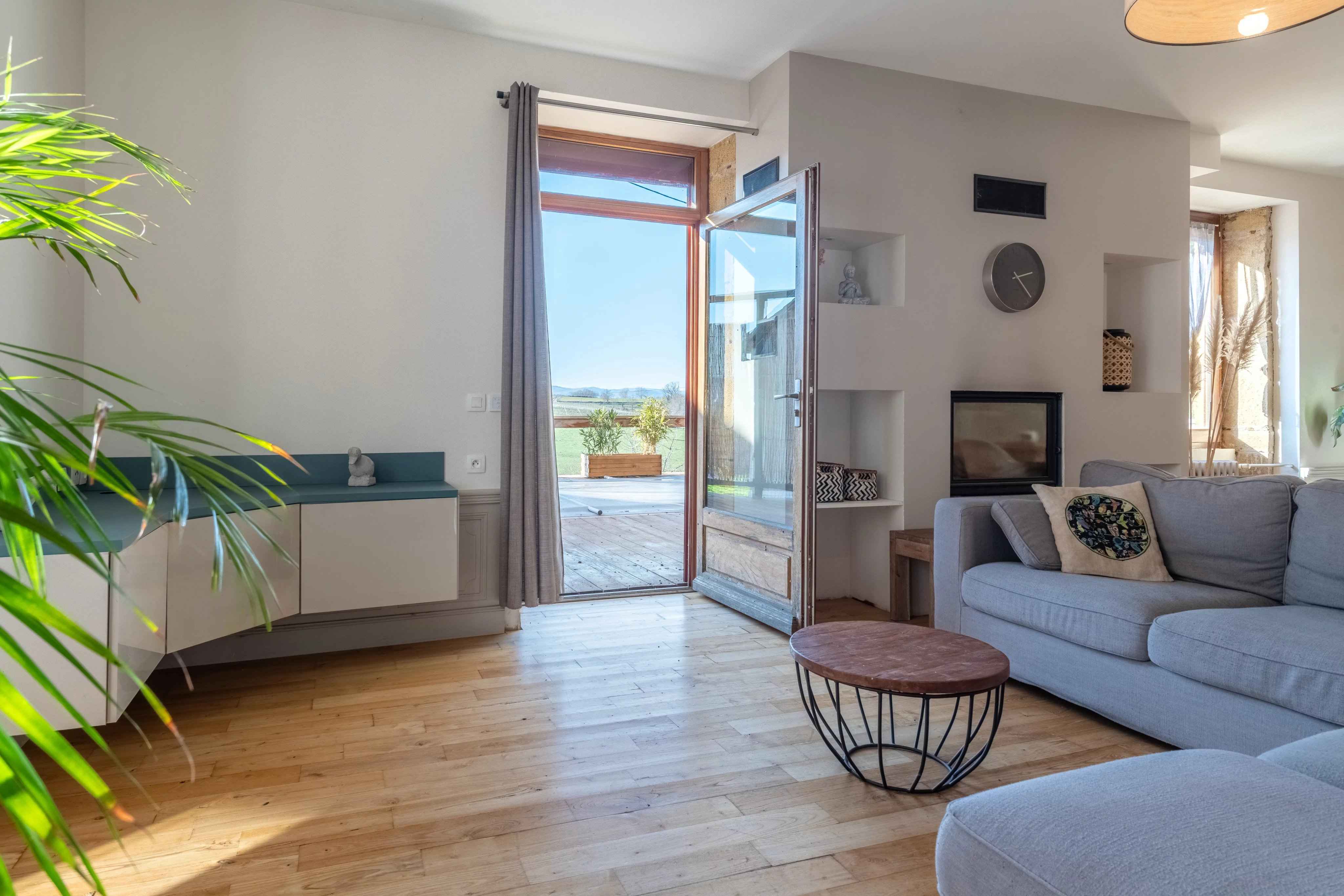 Eac09b9b3bcbf2ae464989da92faace9 61b9189a0d 4096 original - Translation missing: en.helpers.application.image_tag.default_alt