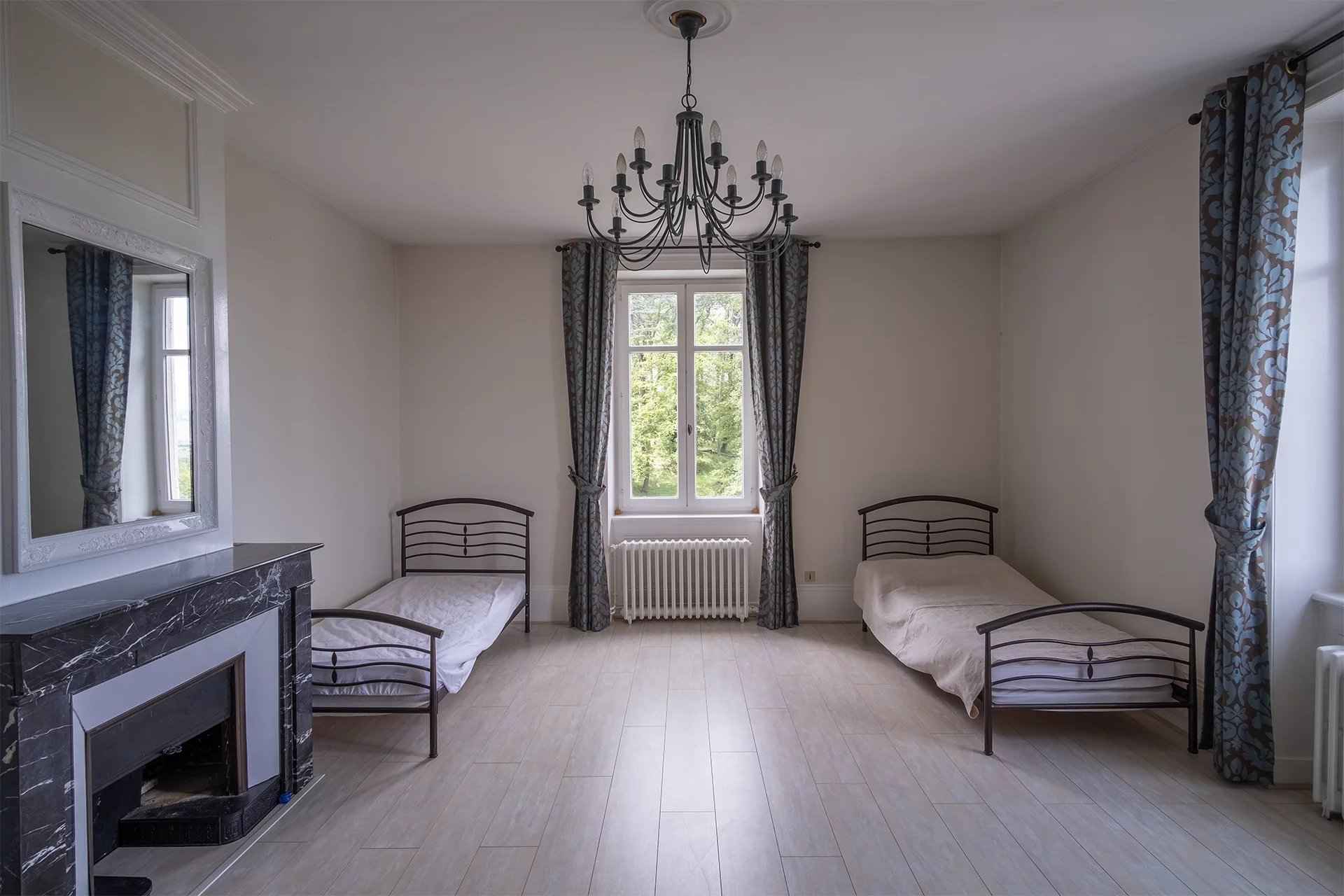 4936bb0d64376bc19a31487eb107d06c 27aa66a87b 1920 original - Attribut alt par défaut.