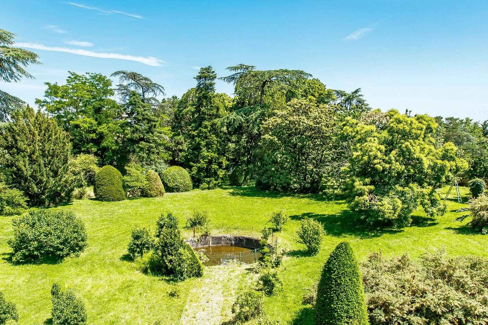 F5227ee0142122a5bc9227bf15b68b1b 532a570a53 1600 original - Translation missing: en.helpers.application.image_tag.default_alt