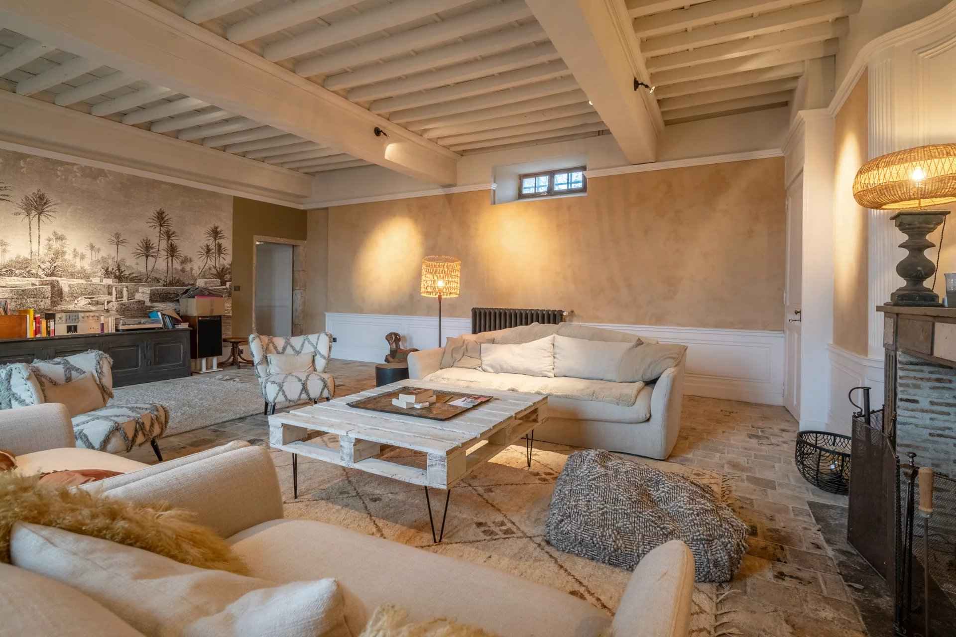 4ea280799b867cc109343abf695ff9f2 7de7a94c91 1920 original - Attribut alt par défaut.