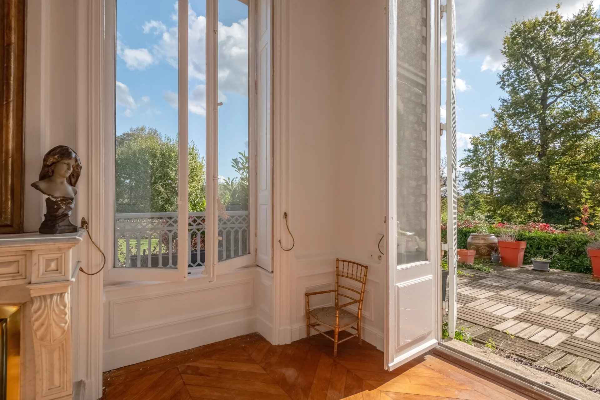 8eb28703dad772f8d8db99b4a58ba557 56d93fa37f 1920 original - Translation missing: en.helpers.application.image_tag.default_alt