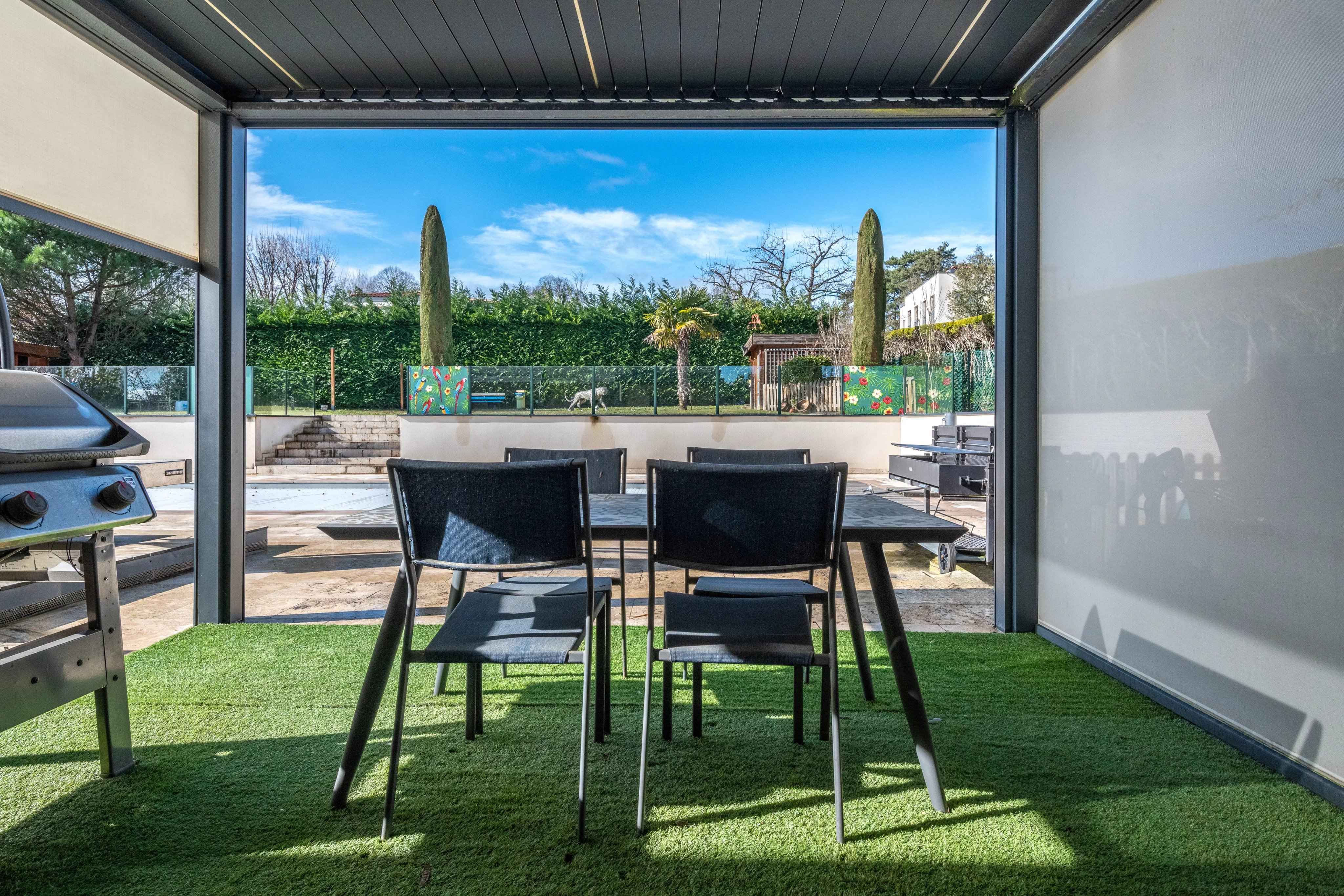 A2be5ceef32e019d3d60751235d036f9 efb86362e1 4096 original - Attribut alt par défaut.