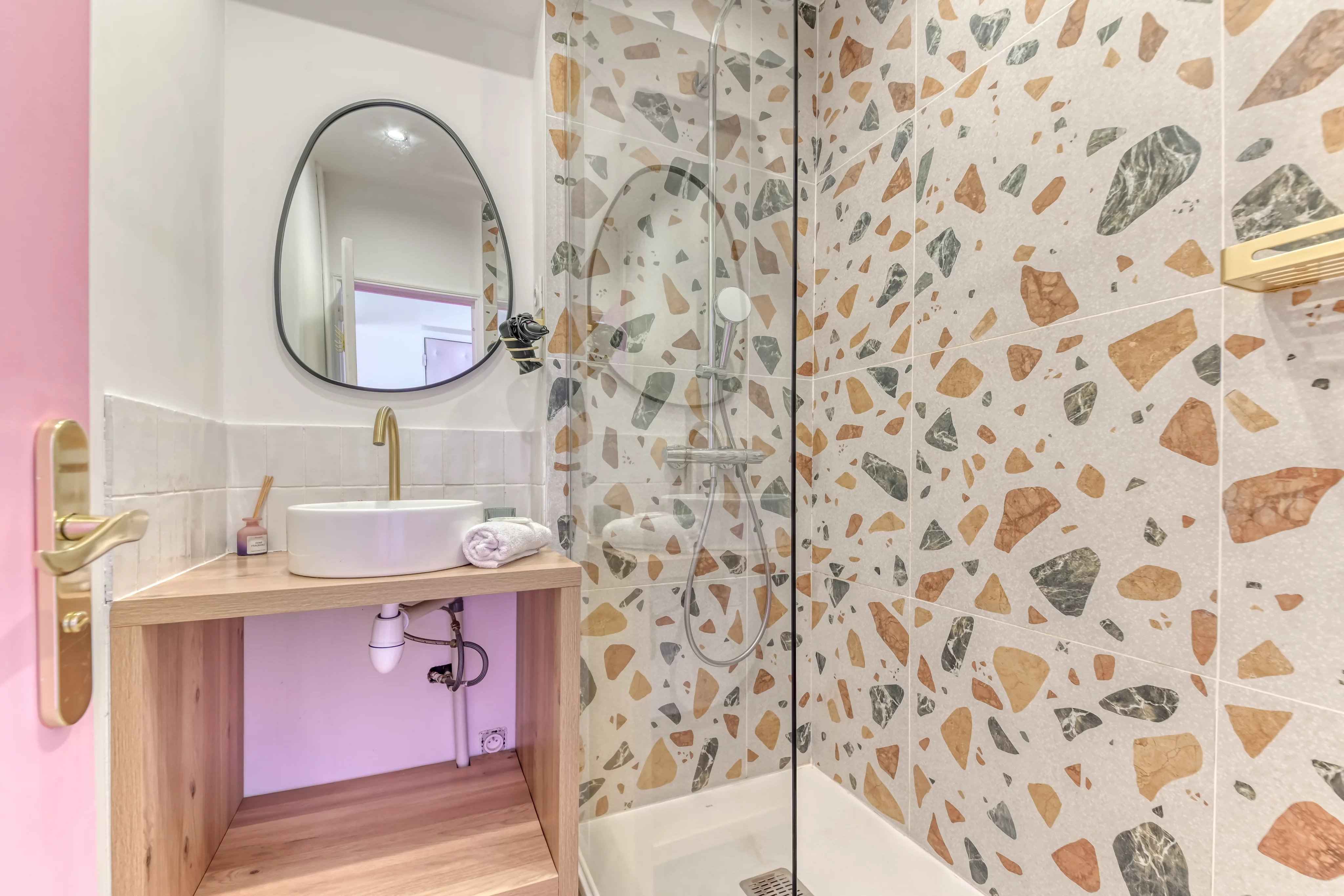 47a1413f181fe677e343429918675c8f f5223b1223 4096 original - Translation missing: en.helpers.application.image_tag.default_alt