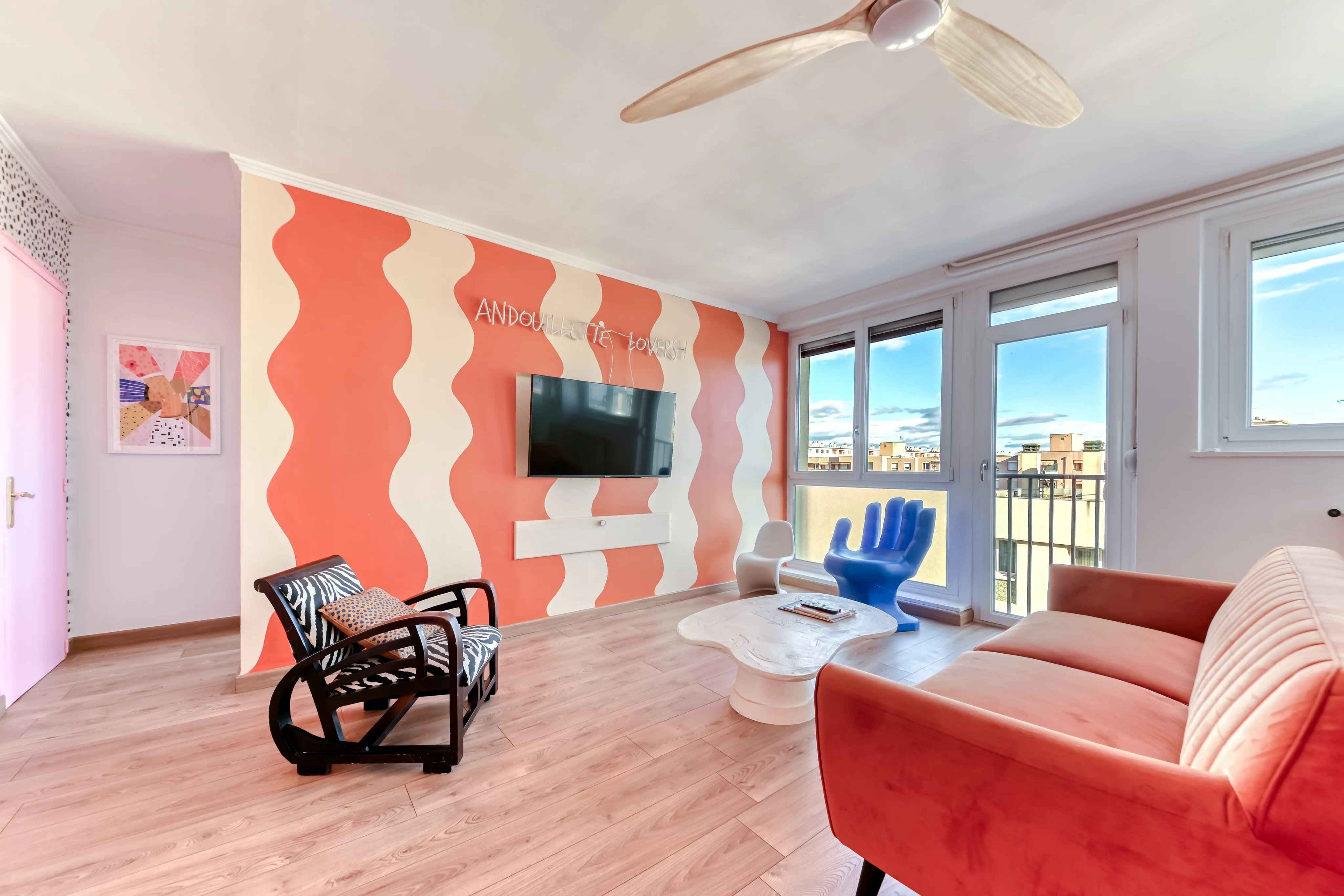 242975d6a3d68c0ad92afccaba128f43 837622a294 4096 original - Translation missing: en.helpers.application.image_tag.default_alt