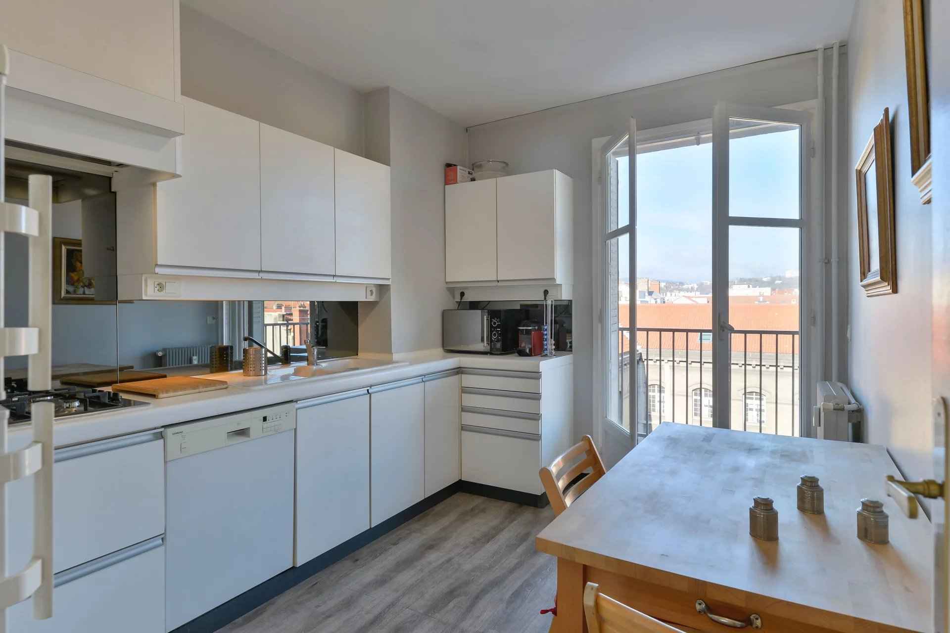 Df955067d512edea52d9ccc1ca41dc51 6740c78141 1920 original - Attribut alt par défaut.