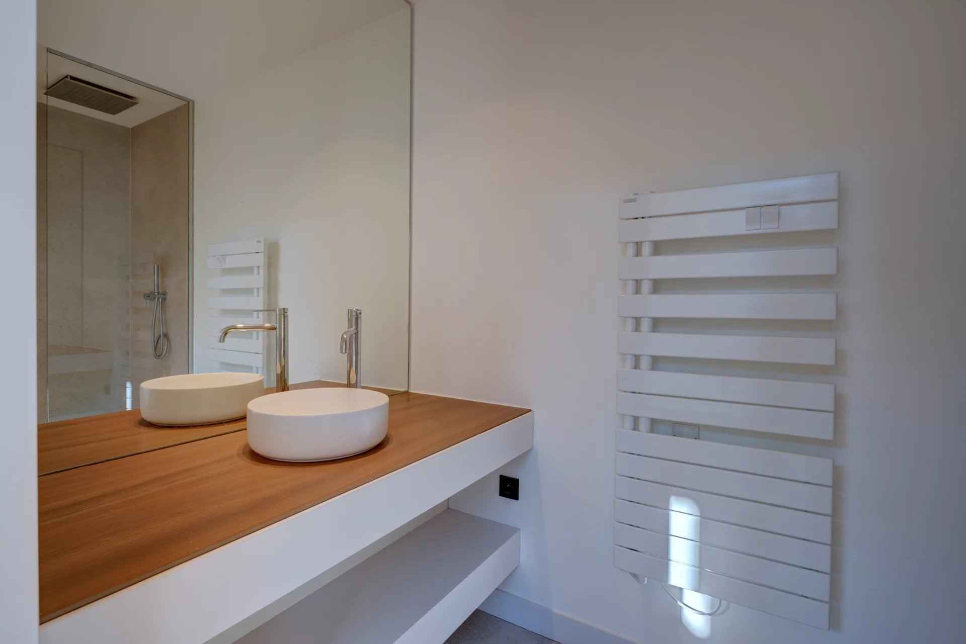 0f938211bf2ba243ae81235be07ca42c a8455856f5 1920 original - Attribut alt par défaut.