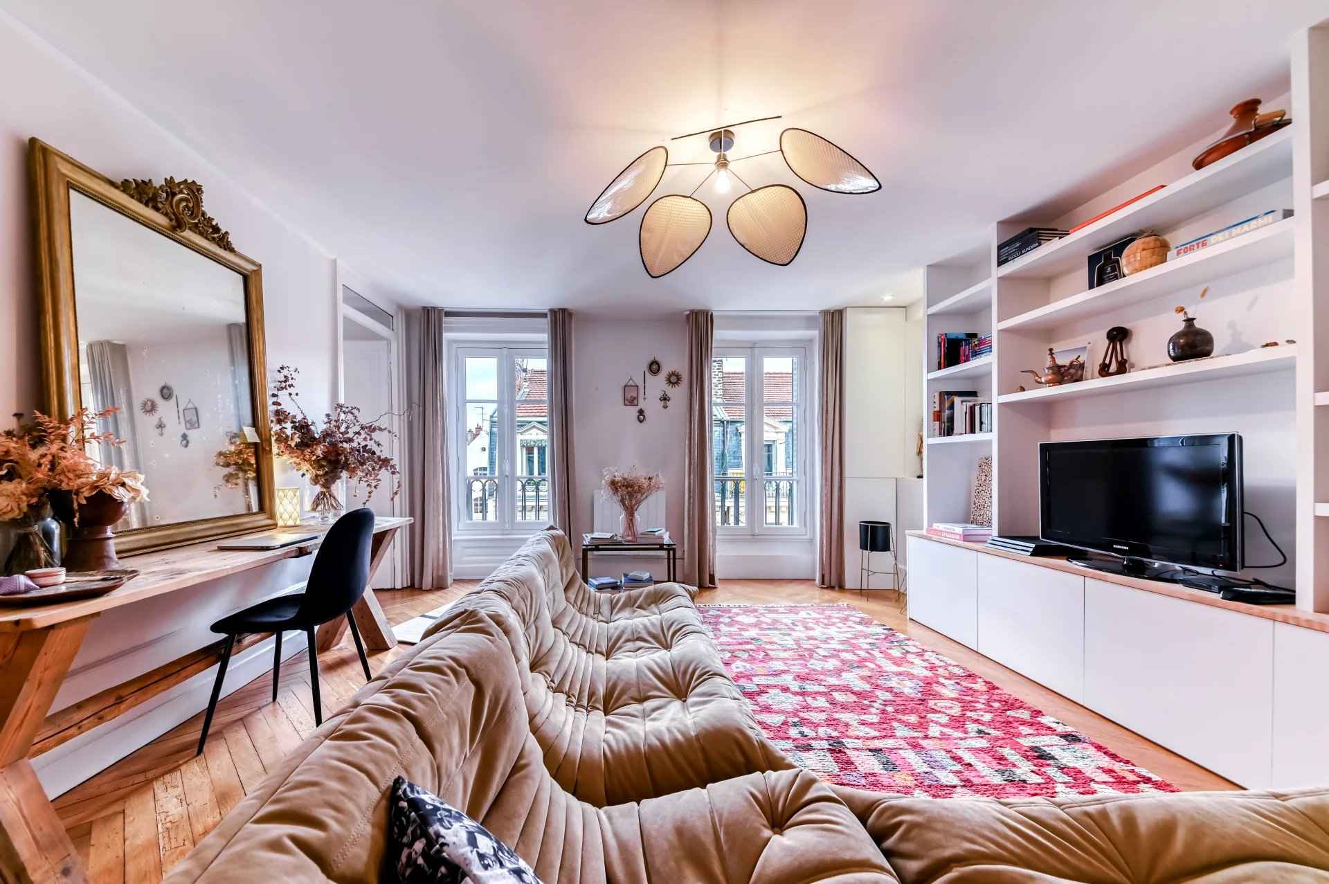 Ff29d54becfd2e89b17f14a67202dbd3 ddda2b77d0 1920 original - Attribut alt par défaut.