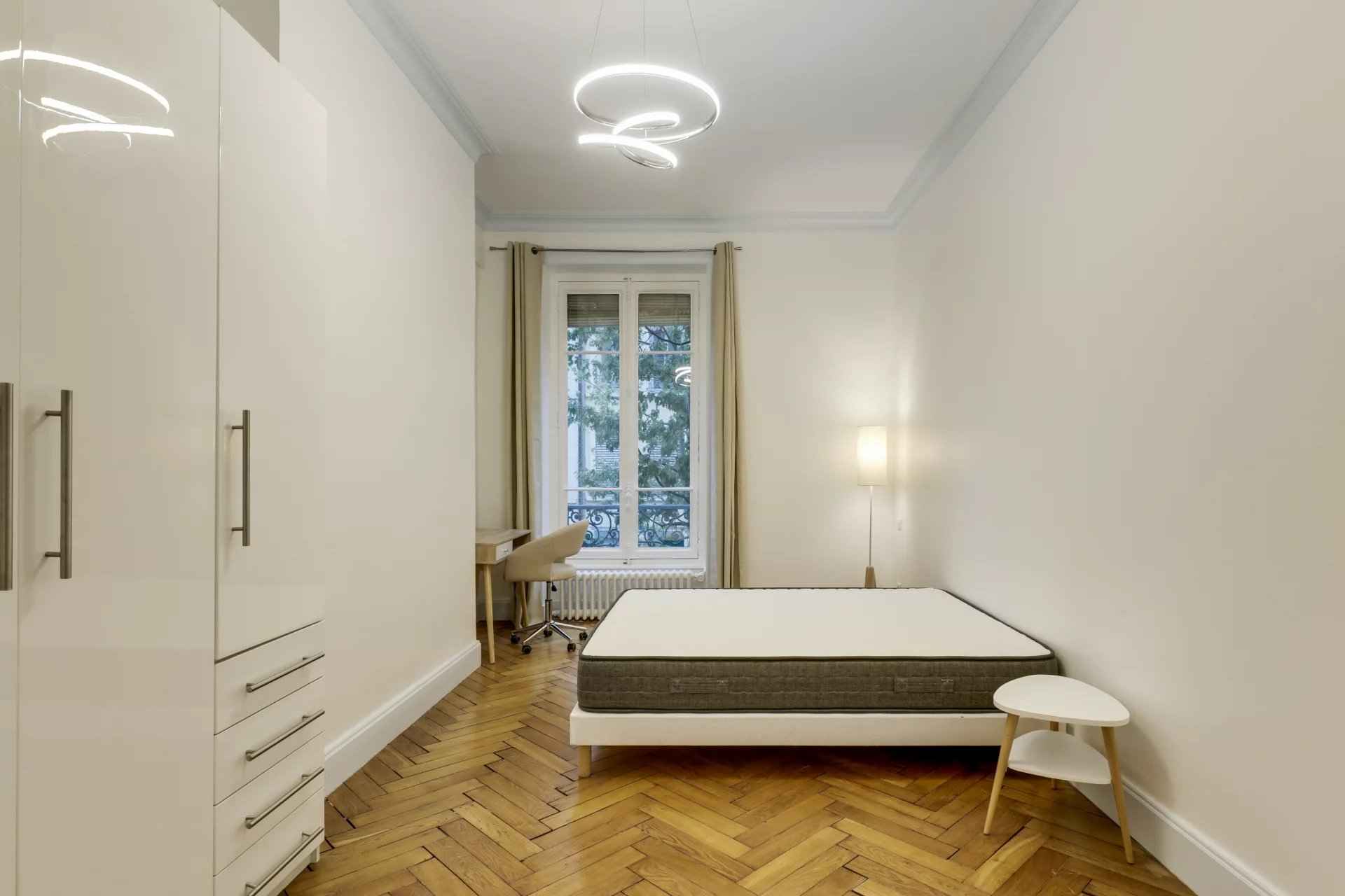 Bbad5c0e396579bfa833ce33278f47d8 6952033bb6 1920 original - Attribut alt par défaut.