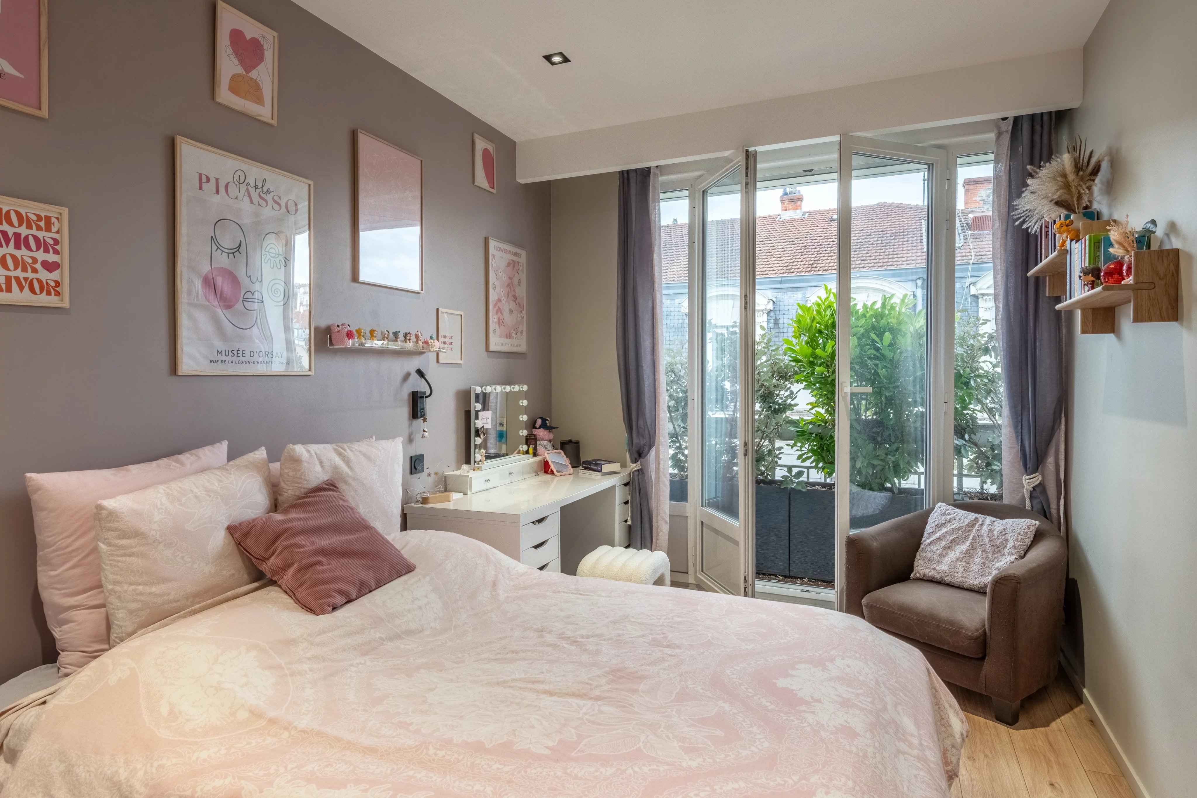 D4699fcbe52dccfcffa82aa207d90989 47be8e1f50 4096 original - Attribut alt par défaut.