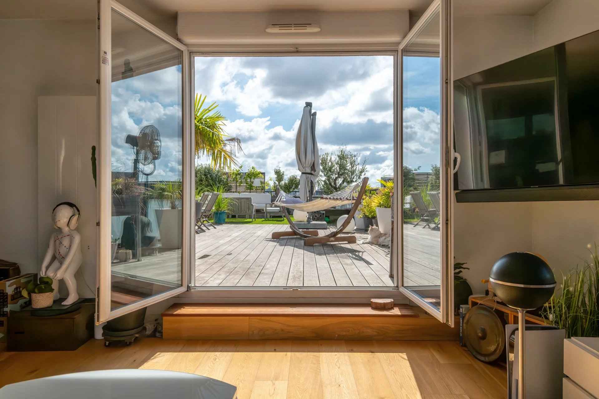 22a8bb7800dbd5772d3bf3146f92acd8 12f5c8f4de 1920 original - Translation missing: en.helpers.application.image_tag.default_alt