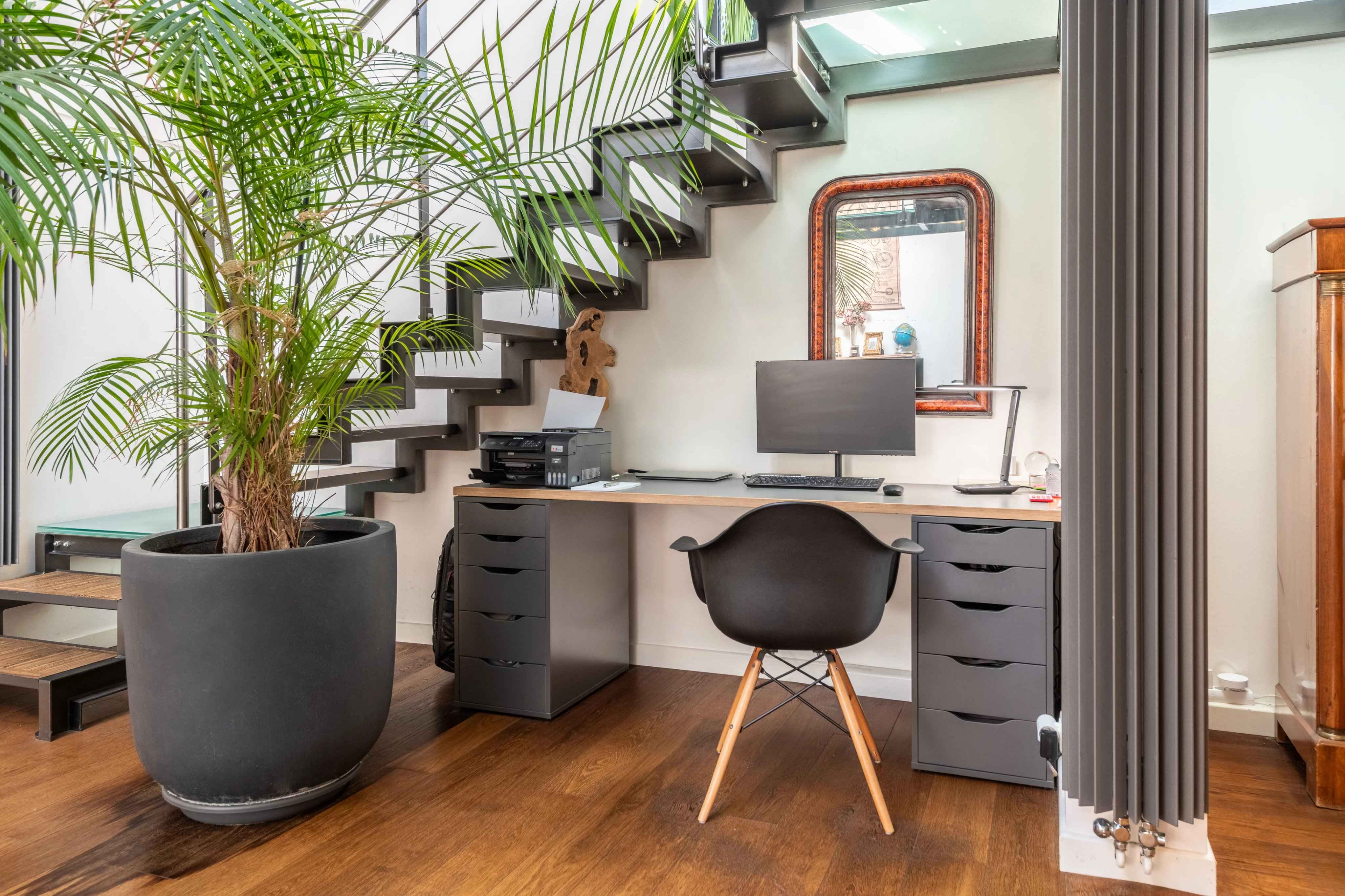 C4c99653a72d8fd8ee817d680c281985 d060d4a79e 4096 original - Translation missing: en.helpers.application.image_tag.default_alt