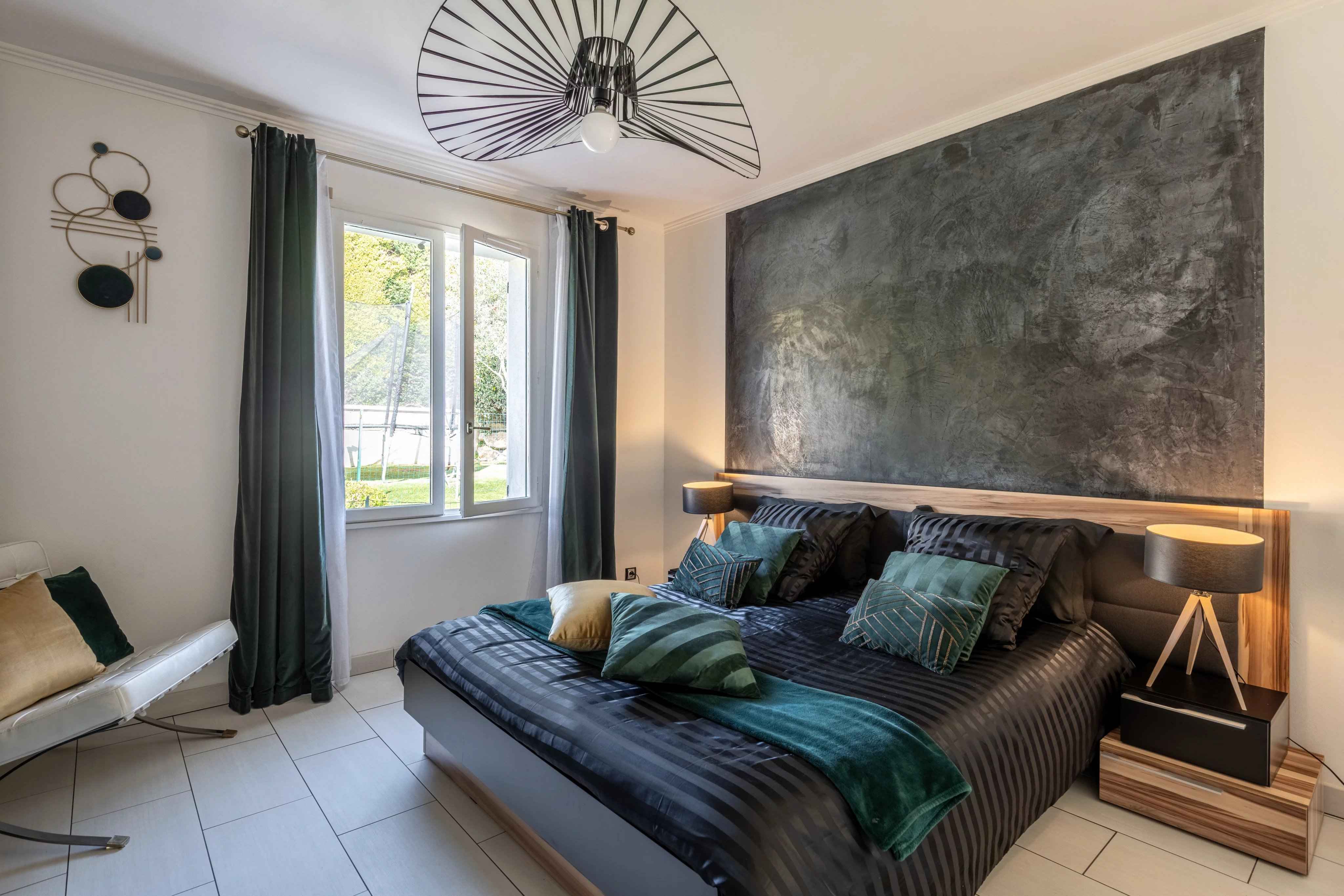 2c240f11a4150d9dd343930300226cea 2b85882327 4096 original - Translation missing: en.helpers.application.image_tag.default_alt