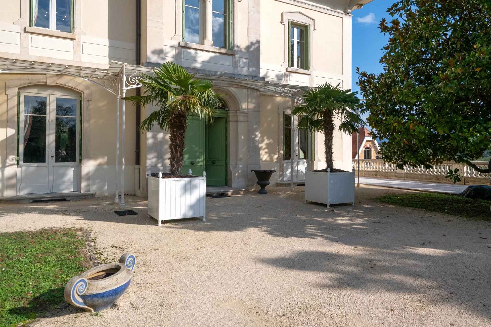 A51fbb06100bd53ebb32e36fd1dde1f5 bbc031795c 1920 original - Attribut alt par défaut.